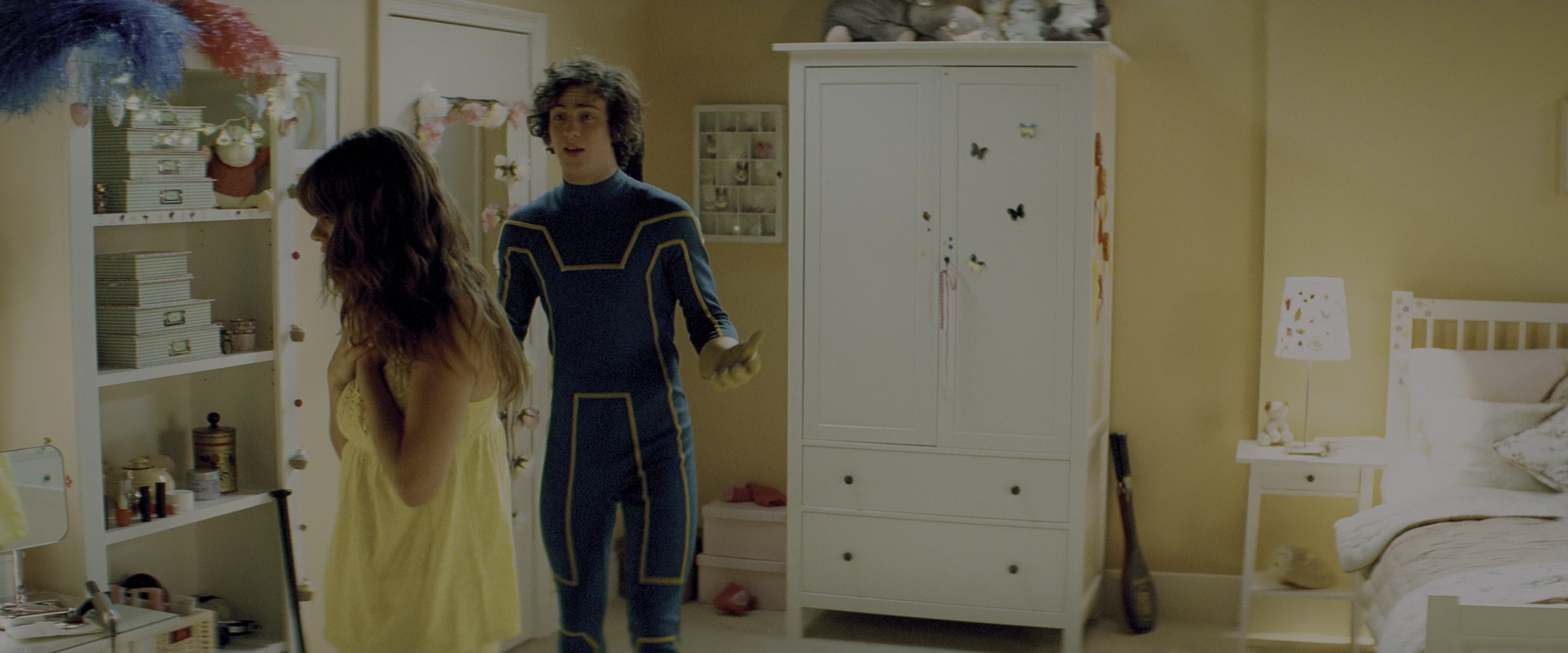 Kick-Ass (2010), wide, 2.40:1 — film still