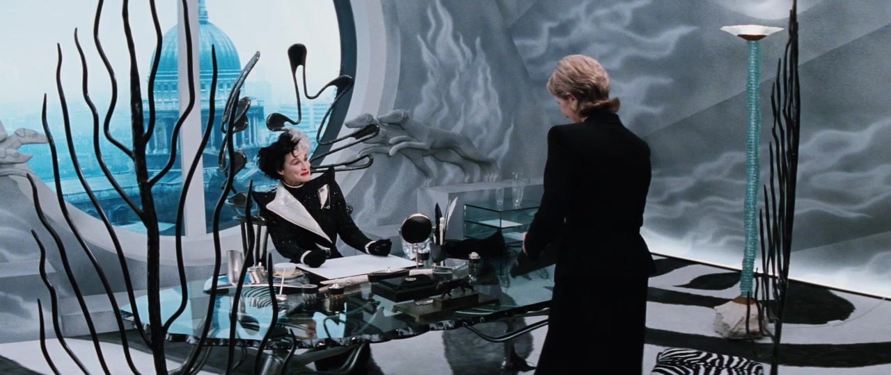 101 Dalmatians (1996), wide, 2.37:1 — film still