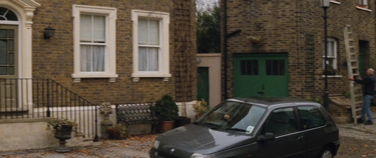101 Dalmatians (1996), wide, 2.37:1 — film still