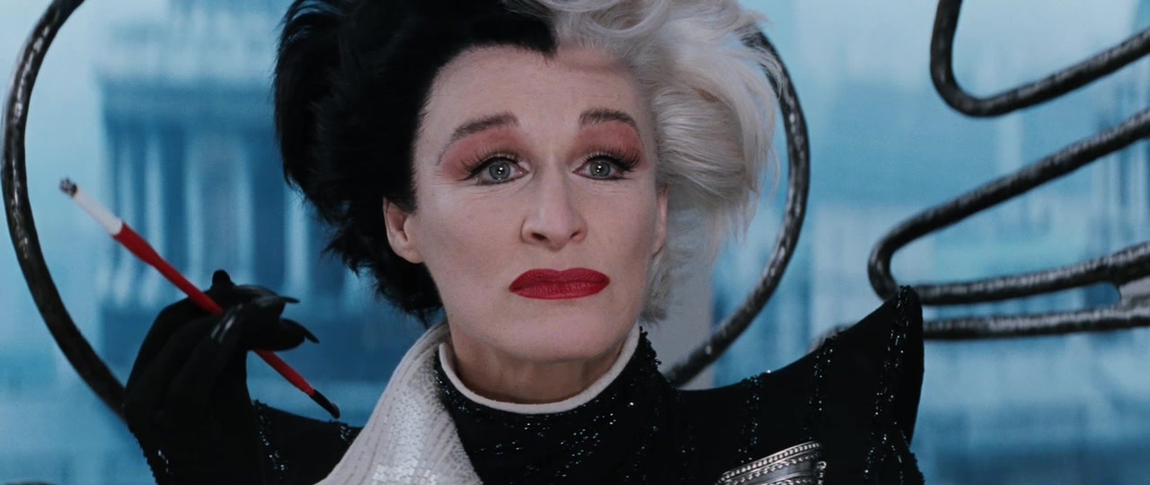 101 Dalmatians (1996), close, 2.37:1 — film still