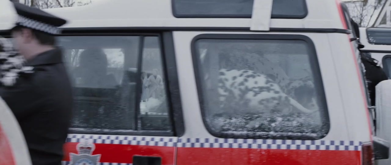 101 Dalmatians (1996), wide, 2.37:1 — film still