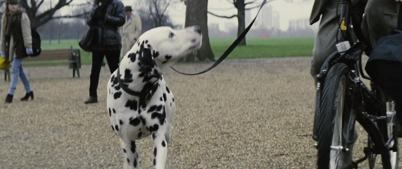 101 Dalmatians (1996), wide, 2.37:1 — film still