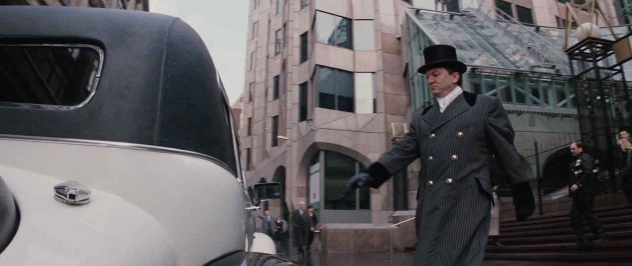 101 Dalmatians (1996), wide, 2.37:1 — film still