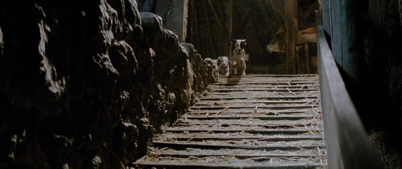 101 Dalmatians (1996), unknown, 2.37:1 — film still