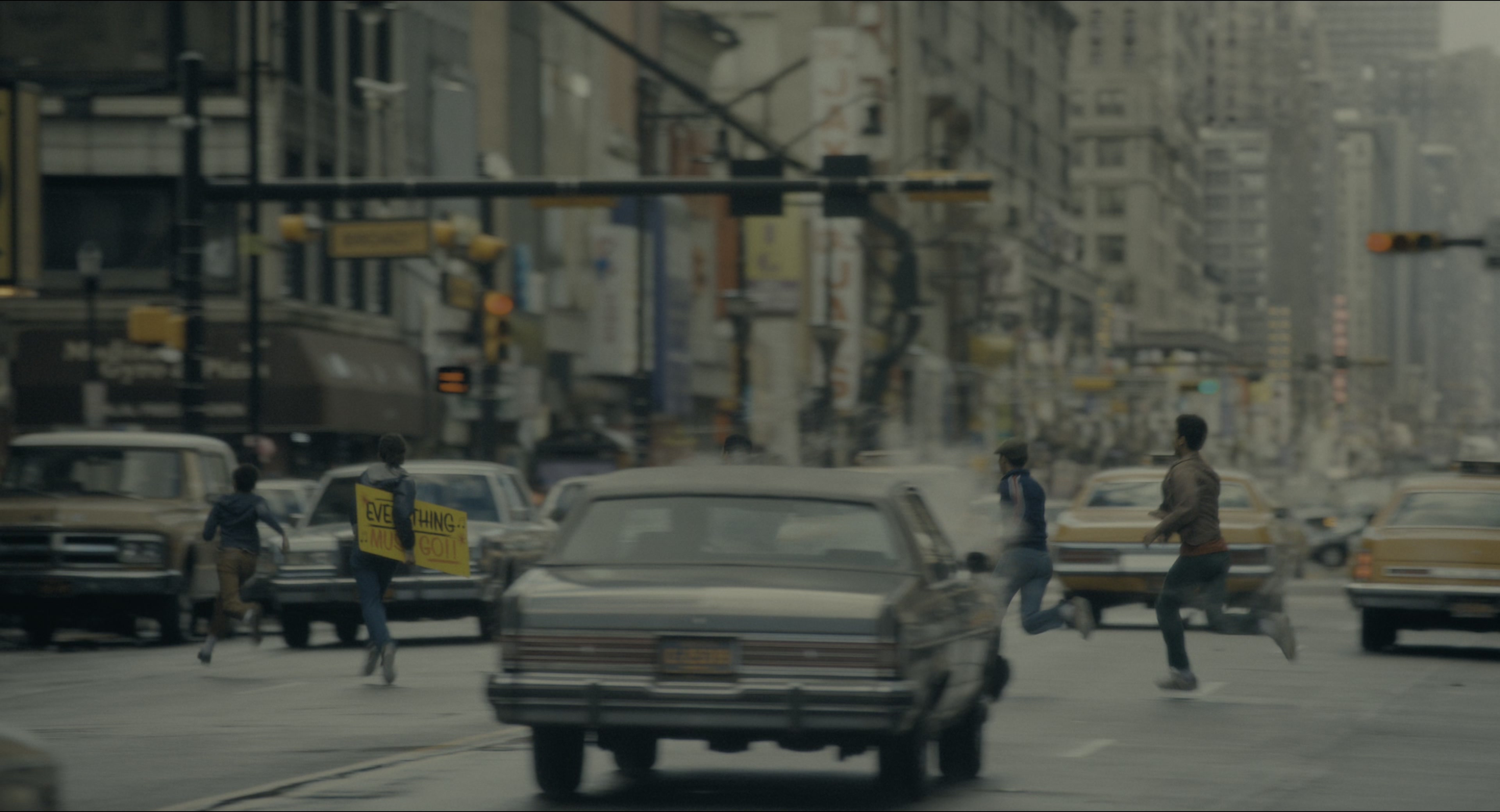 Joker (2019), wide, 1.85:1 — film still