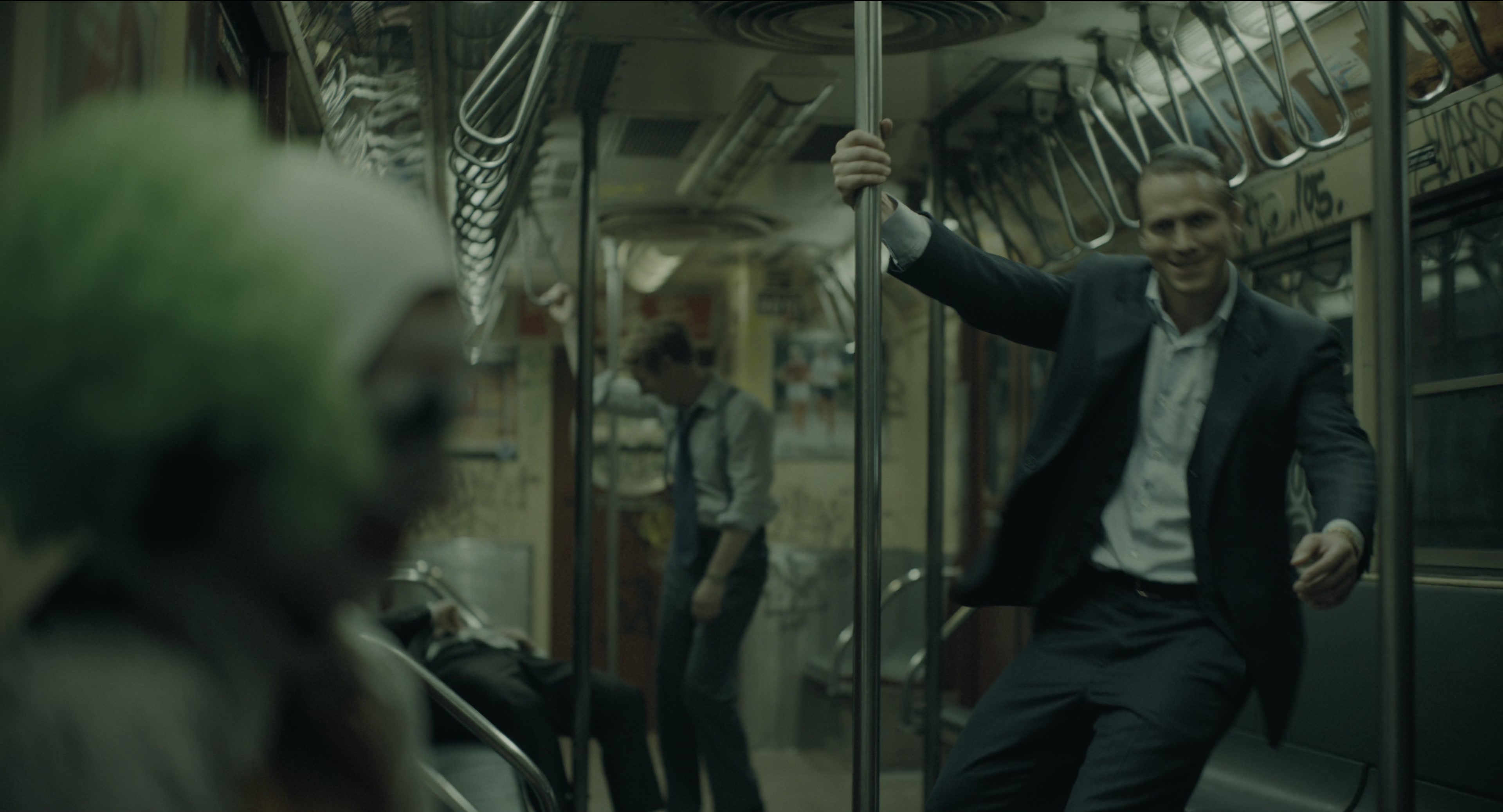 Joker (2019), wide, 1.85:1 — film still