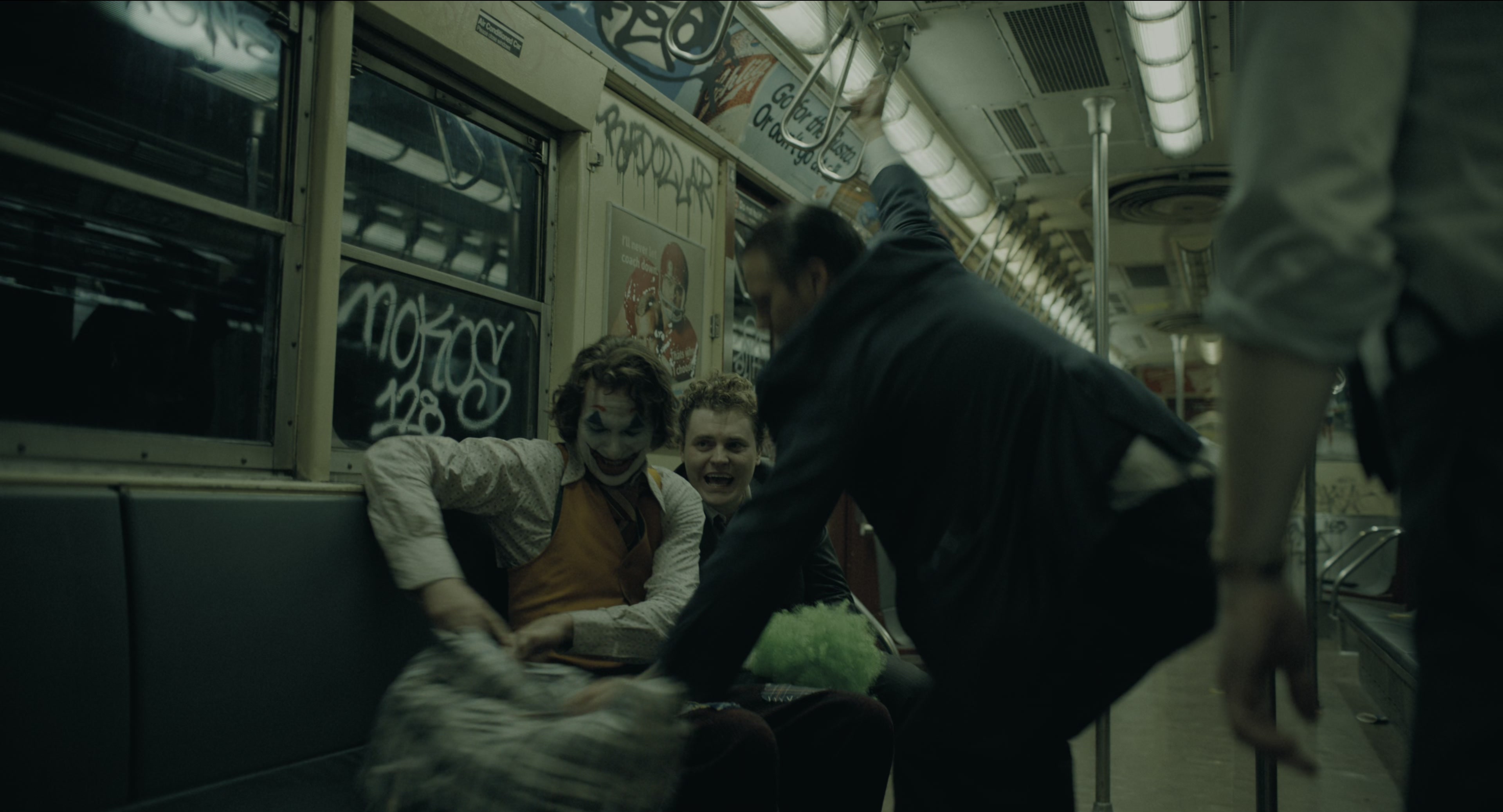 Joker (2019), wide, 1.85:1 — film still