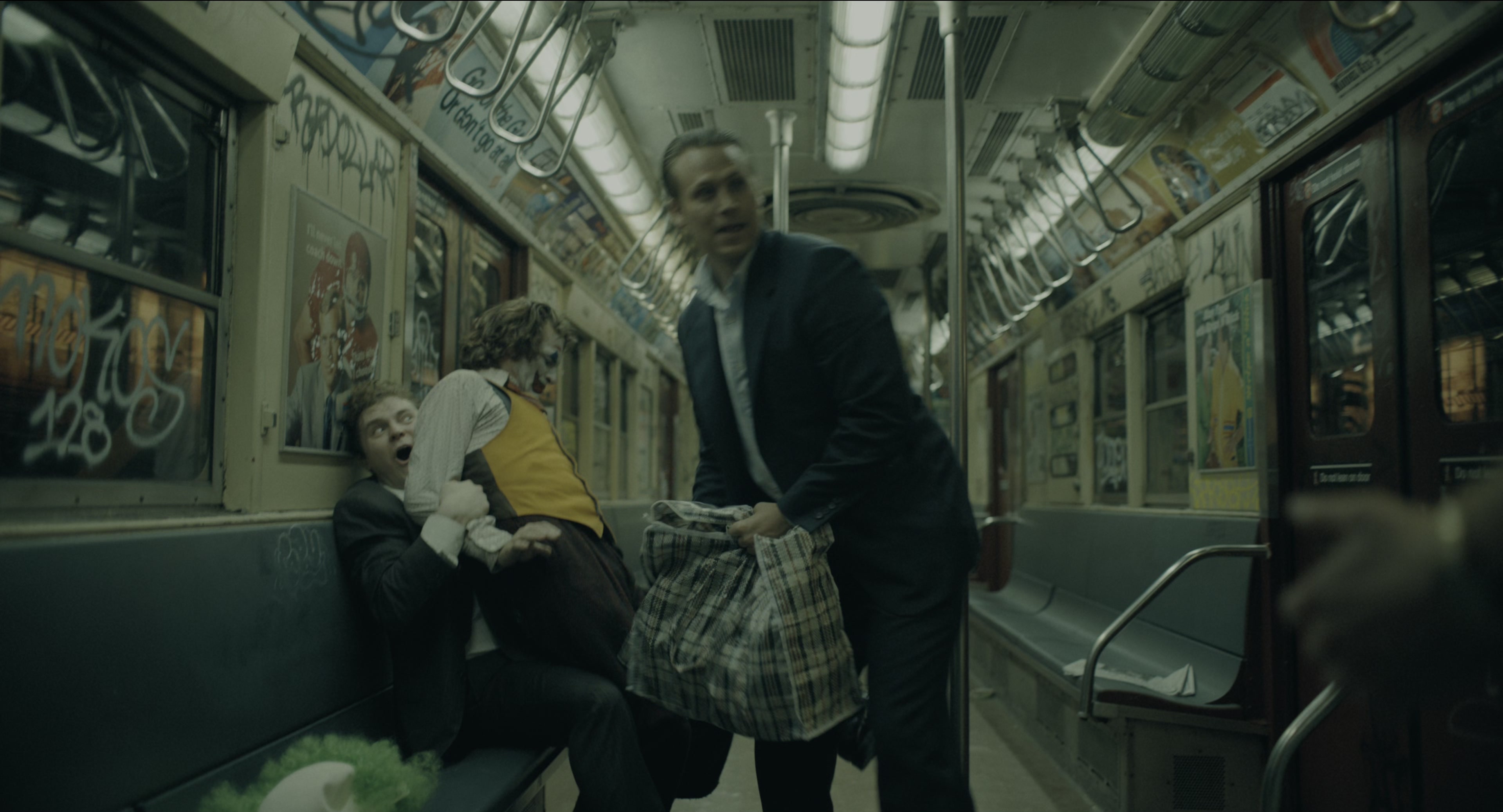 Joker (2019), wide, 1.85:1 — film still