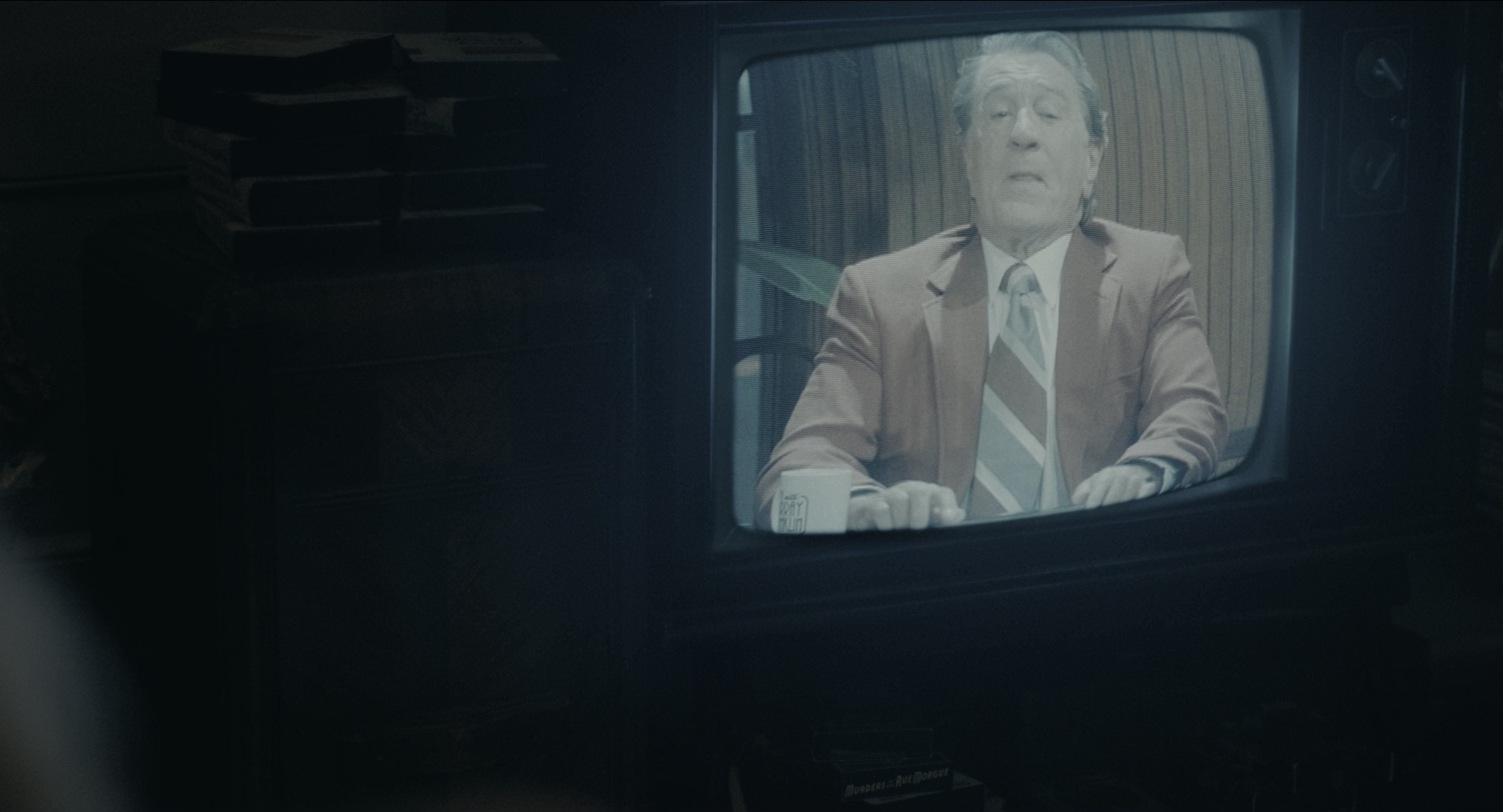 Joker (2019), wide, 1.85:1 — film still