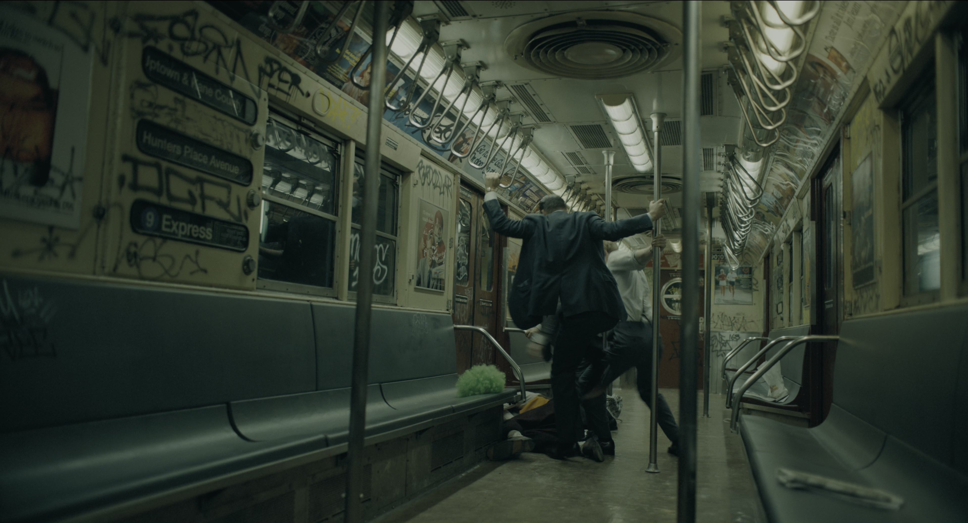 Joker (2019), wide, 1.85:1 — film still
