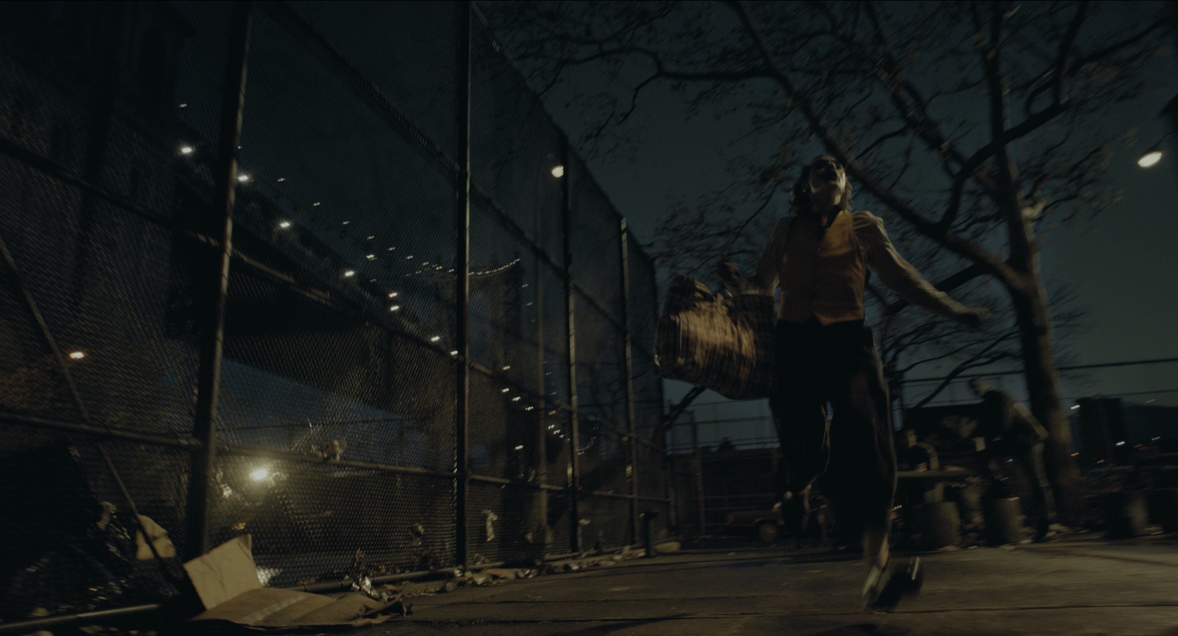 Joker (2019), wide, 1.85:1 — film still