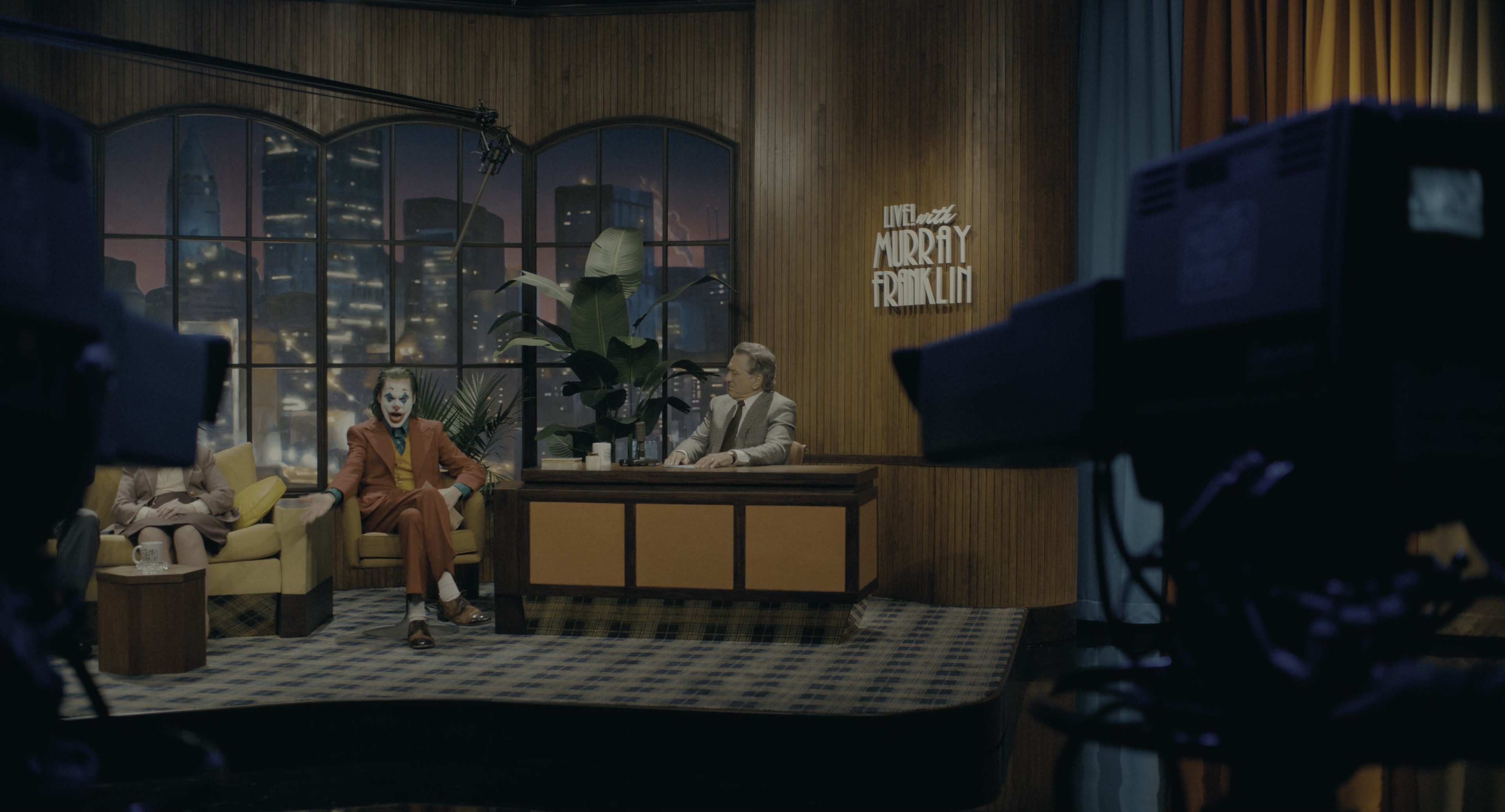 Joker (2019), wide, 1.85:1 — film still