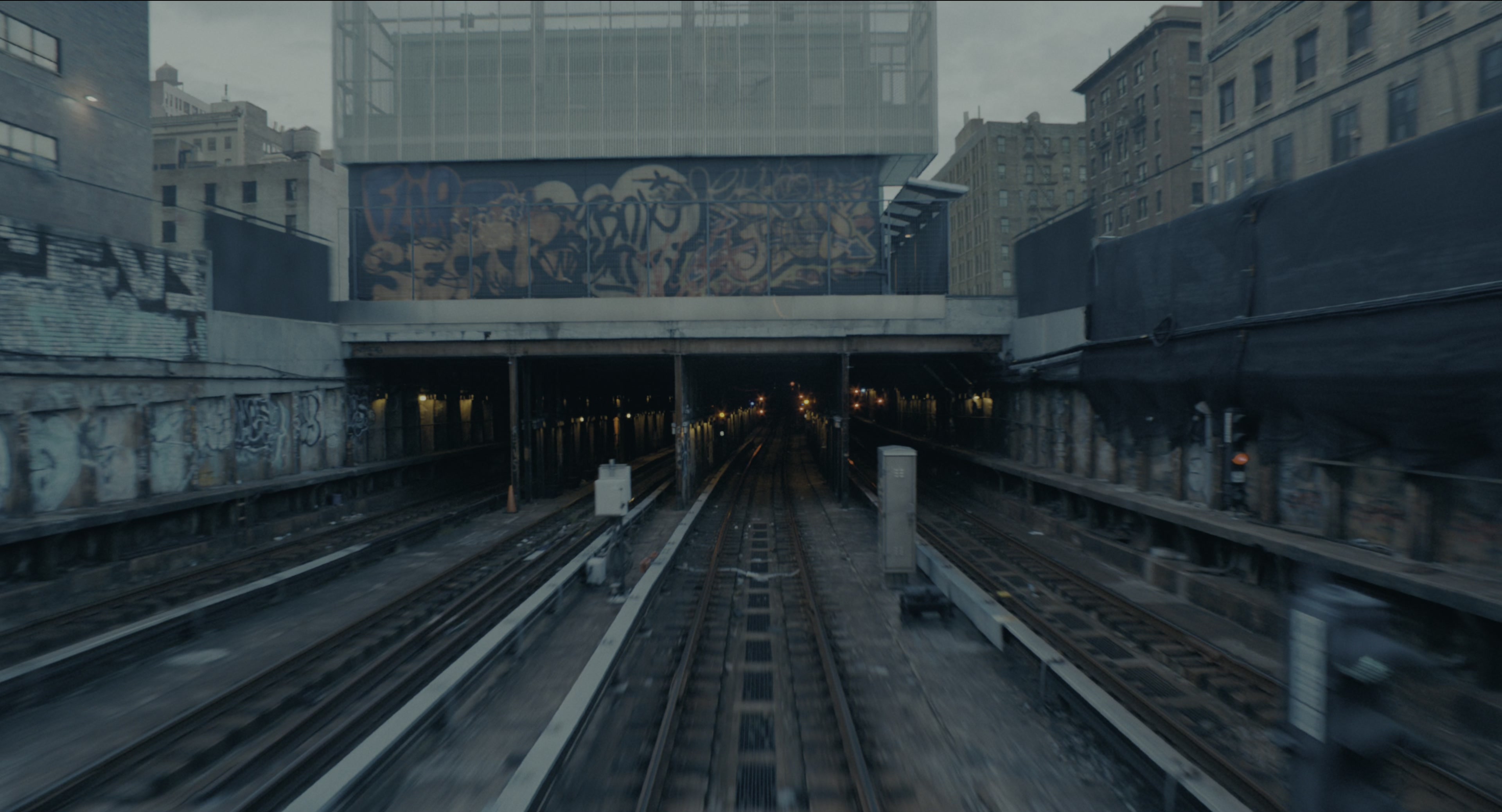 Joker (2019), wide, 1.85:1 — film still