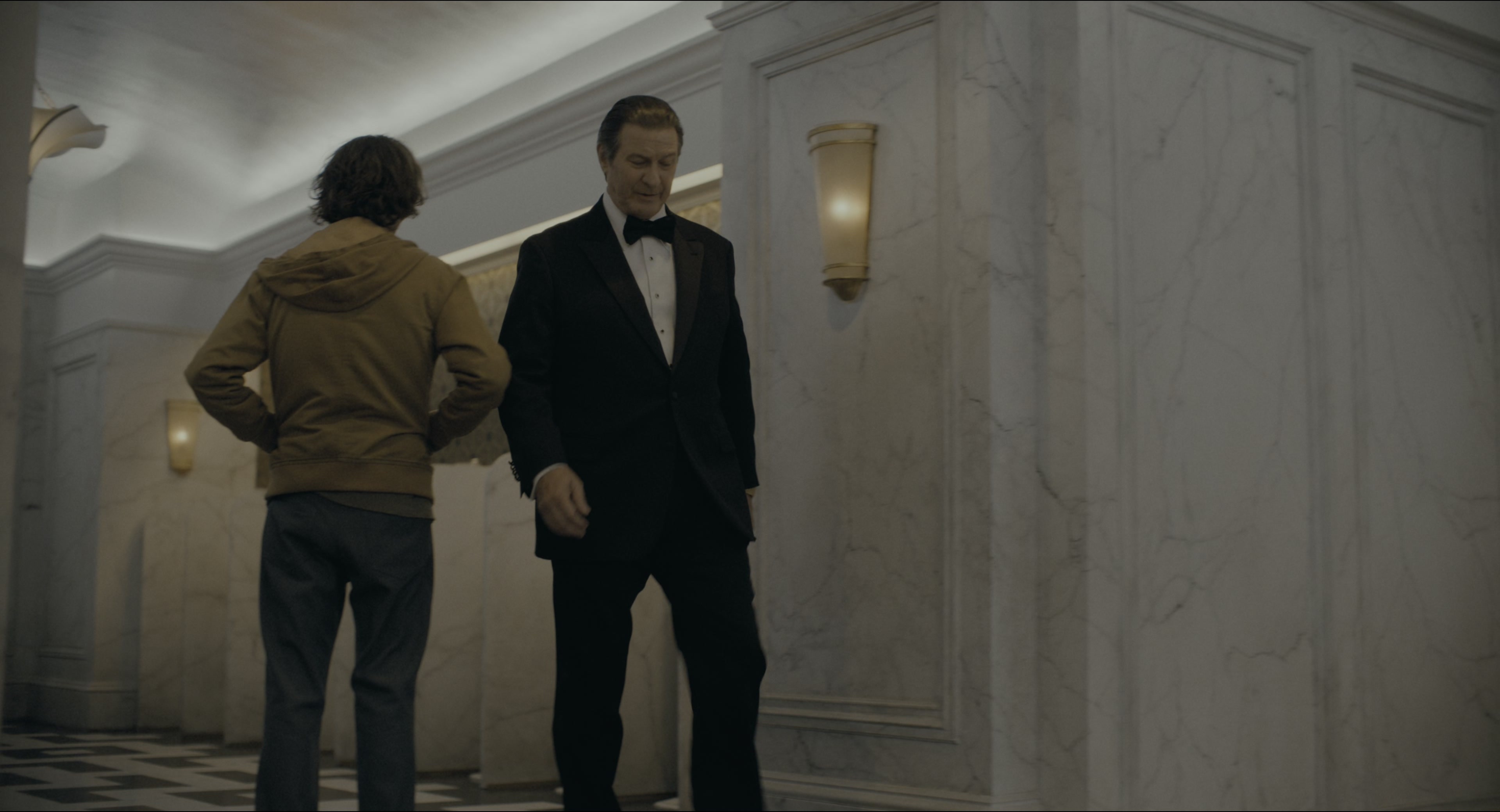 Joker (2019), wide, 1.85:1 — film still