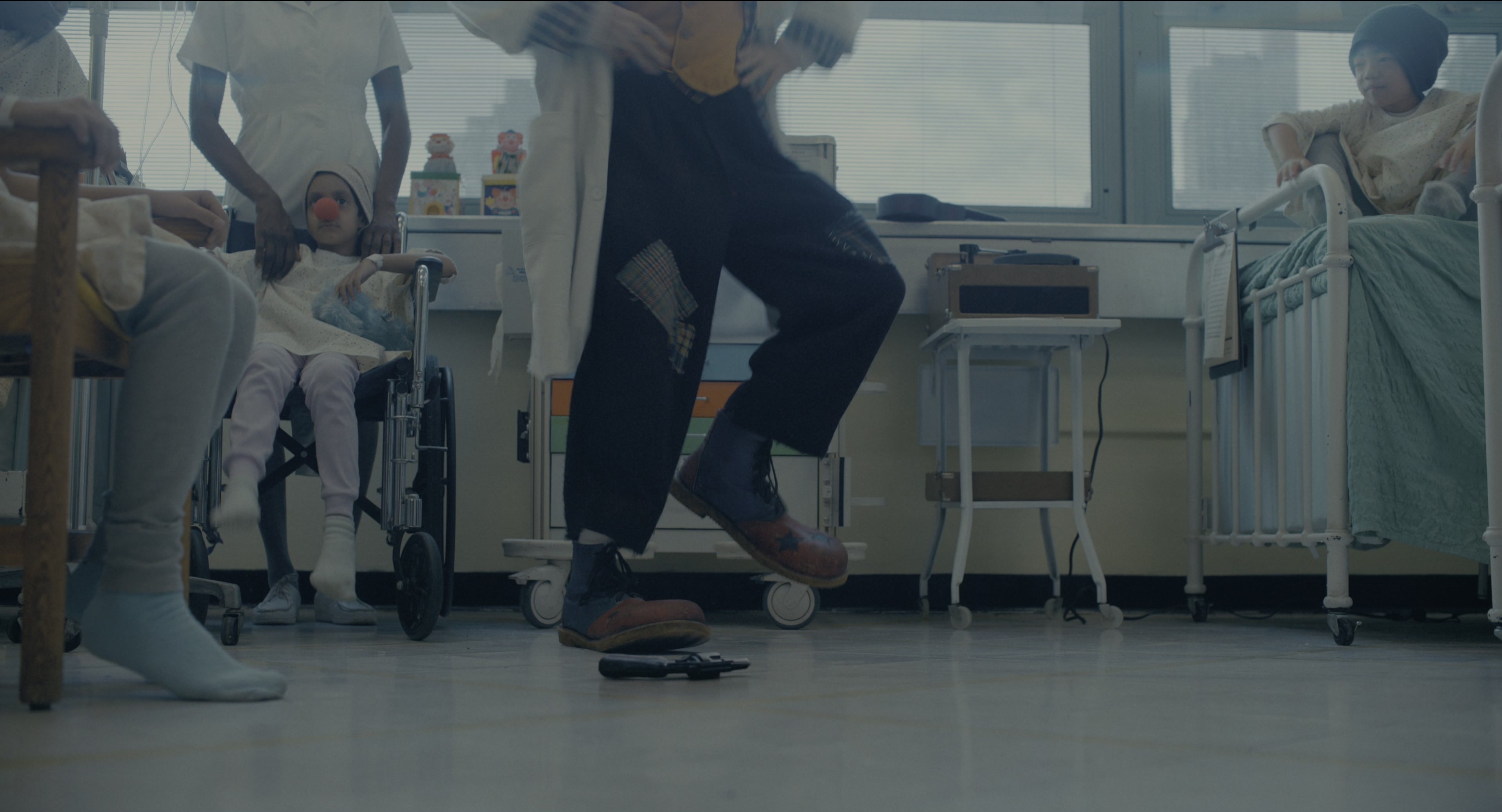 Joker (2019), wide, 1.85:1 — film still
