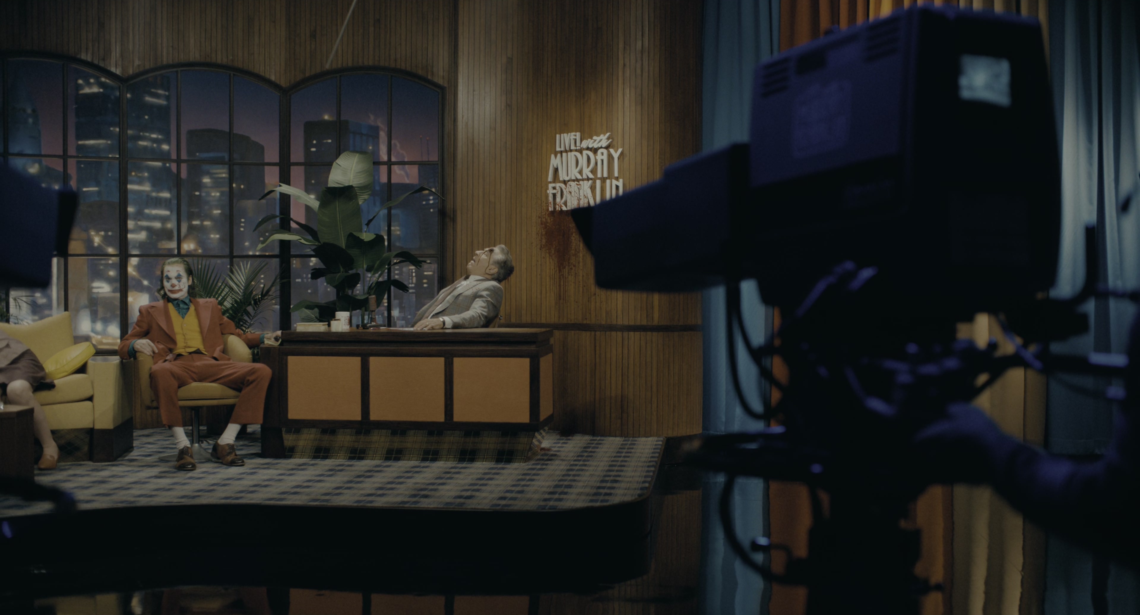 Joker (2019), wide, 1.85:1 — film still