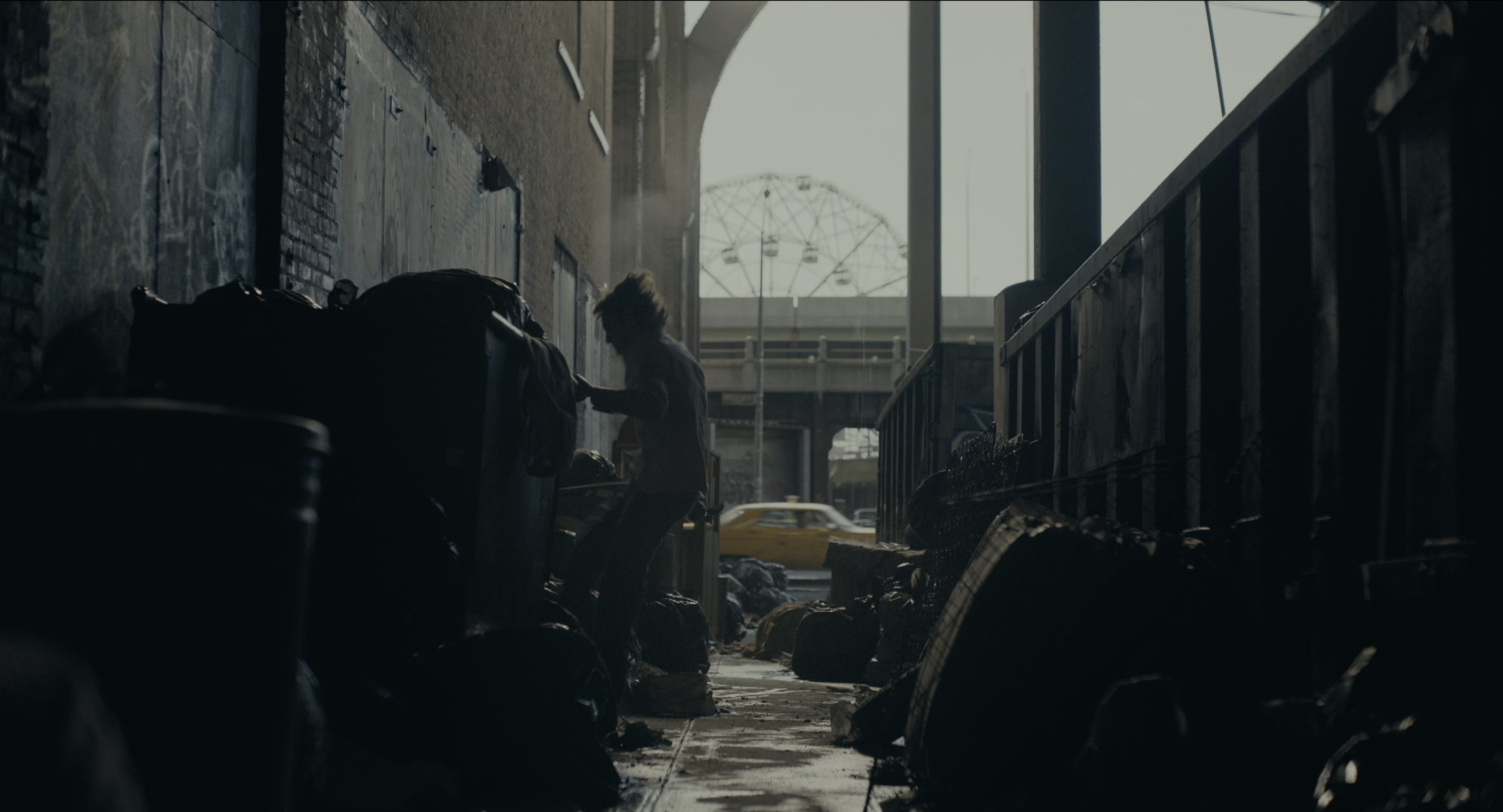 Joker (2019), wide, 1.85:1 — film still