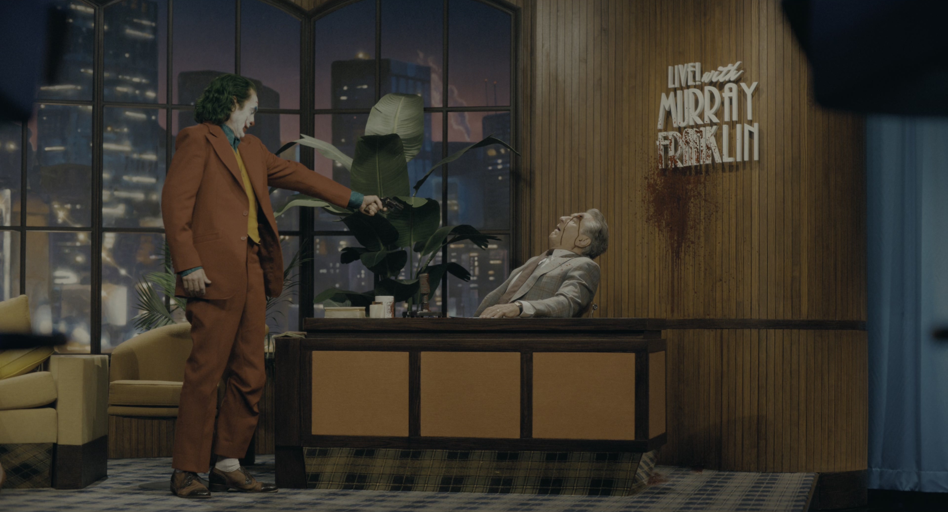 Joker (2019), wide, 1.85:1 — film still