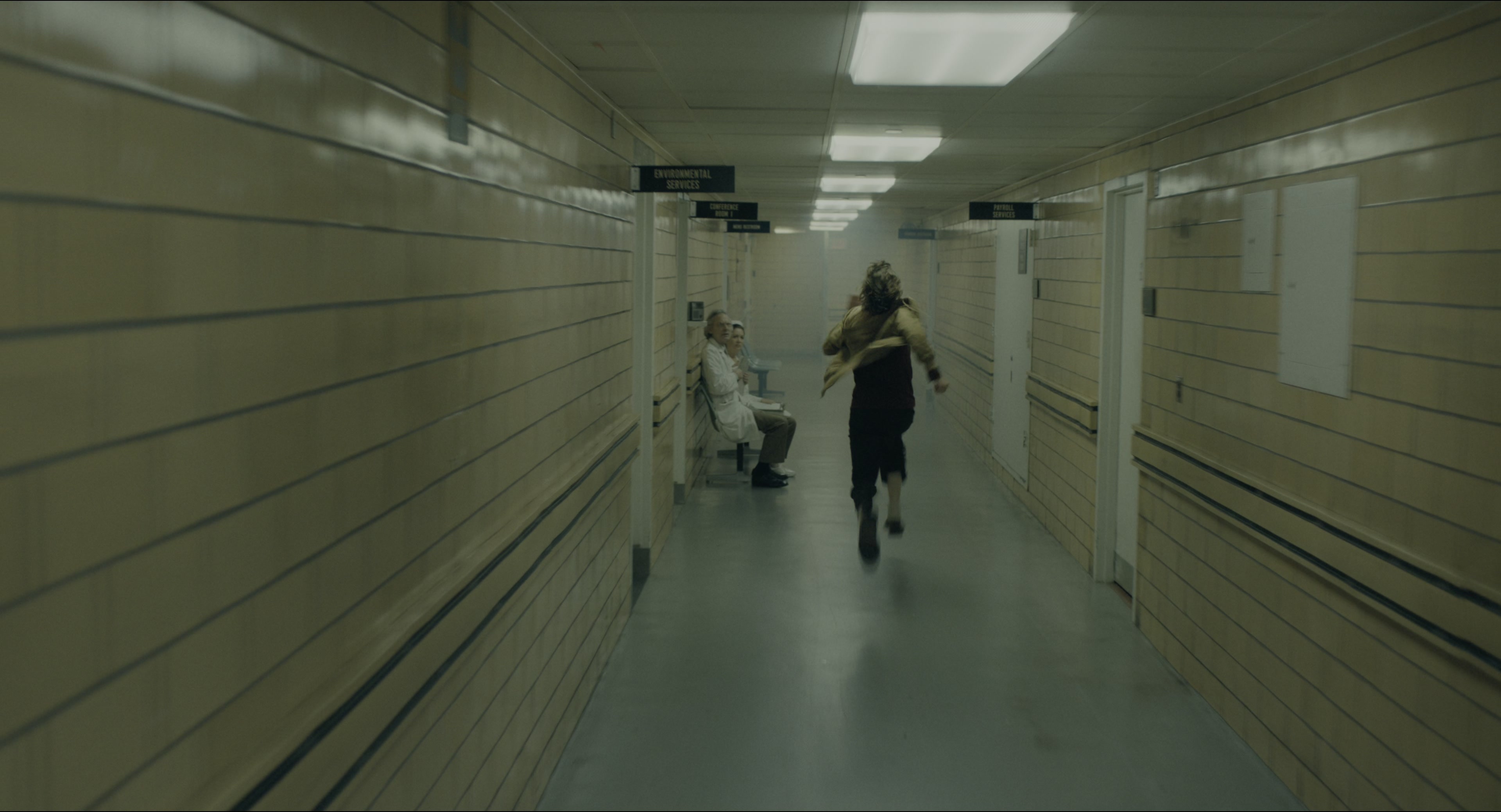 Joker (2019), wide, 1.85:1 — film still