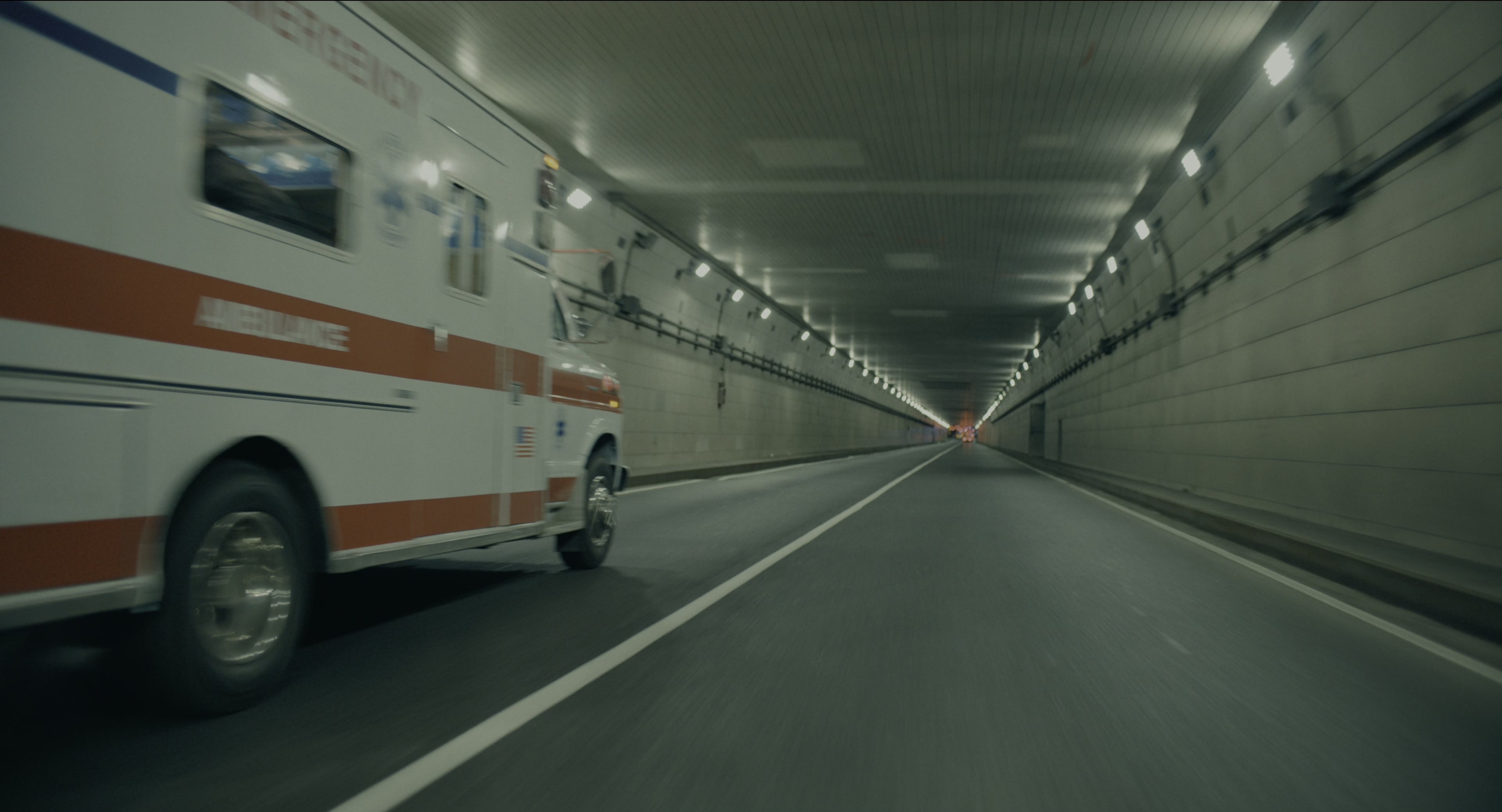 Joker (2019), wide, 1.85:1 — film still