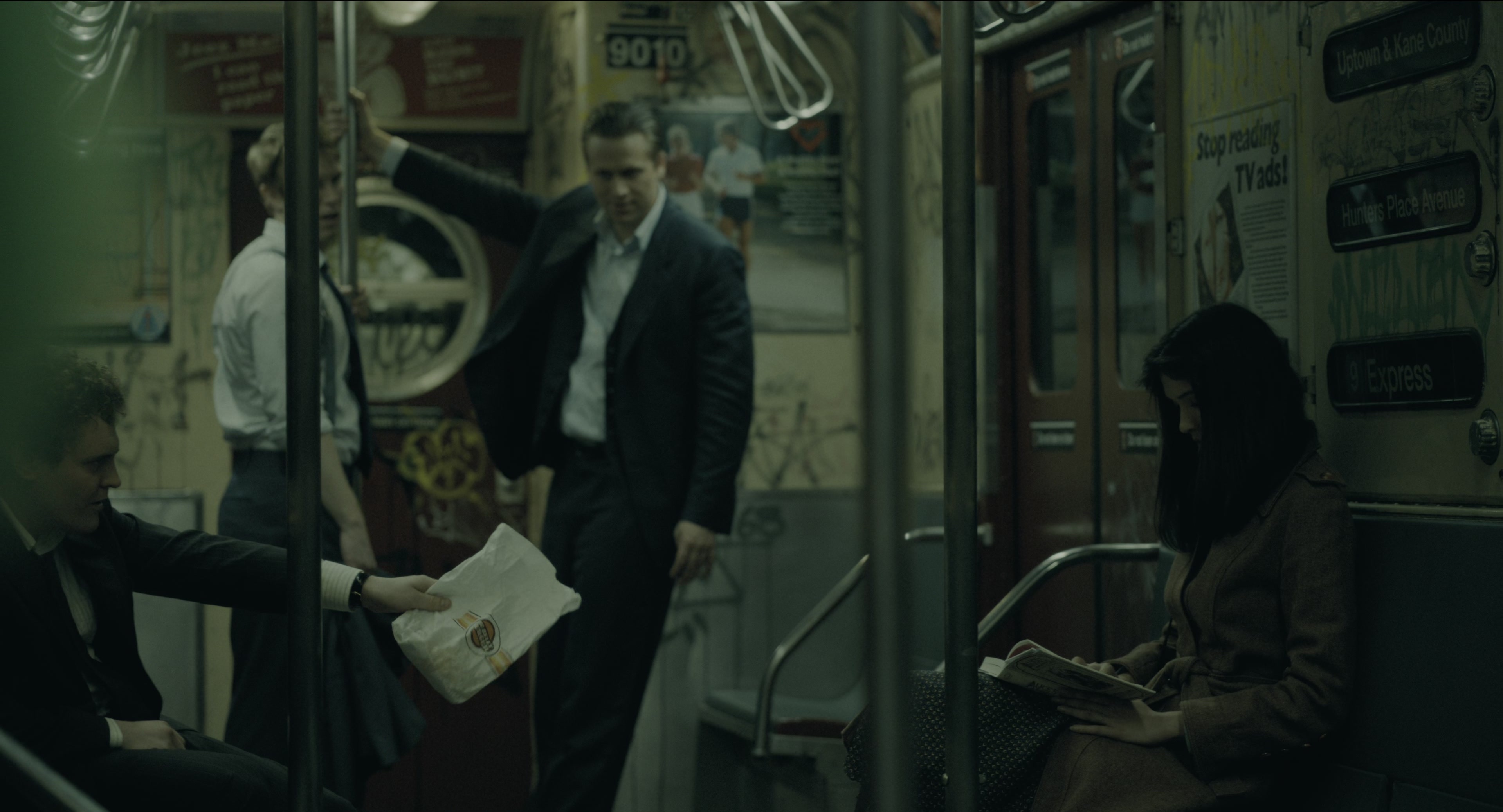 Joker (2019), wide, 1.85:1 — film still