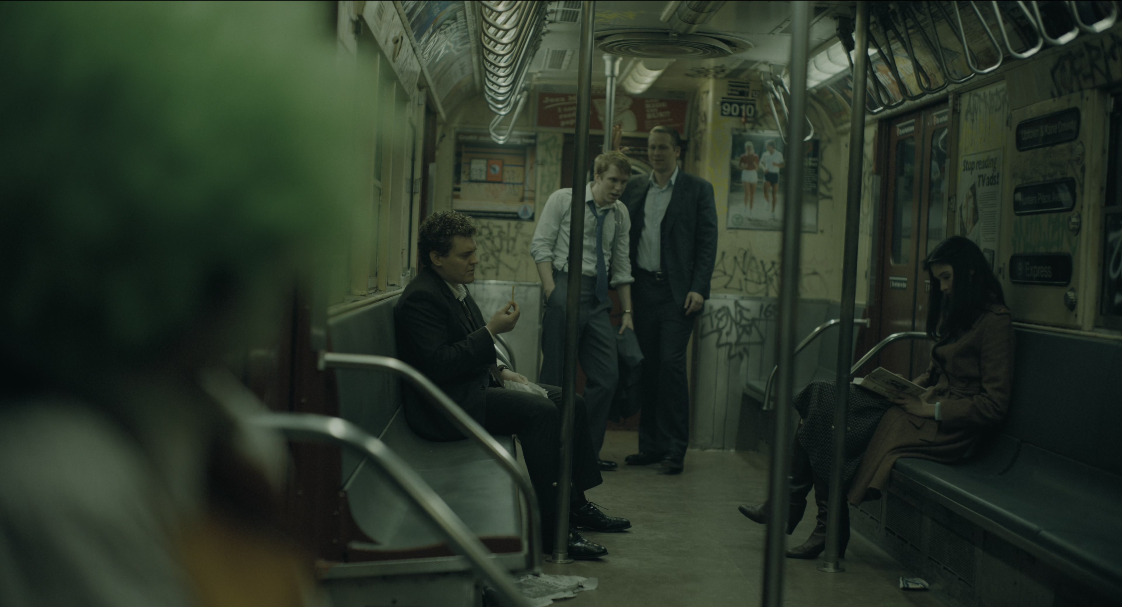 Joker (2019), wide, 1.85:1 — film still