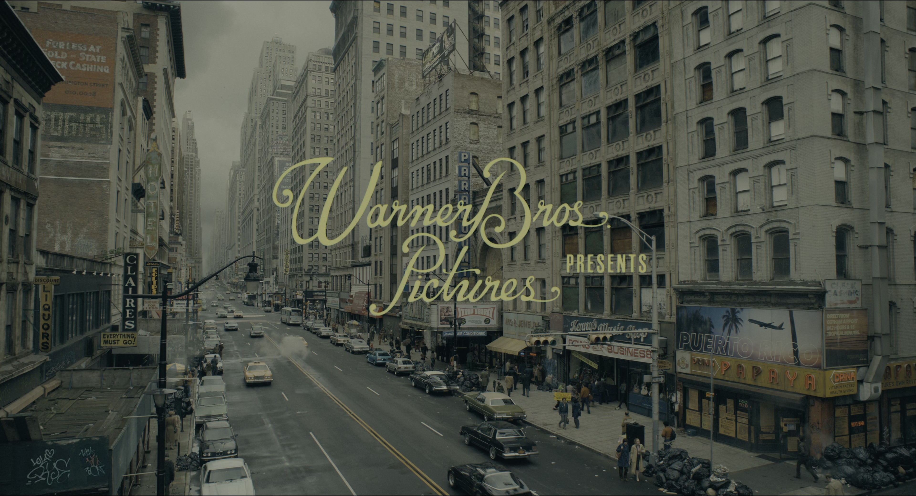 Joker (2019), wide, 1.85:1 — film still