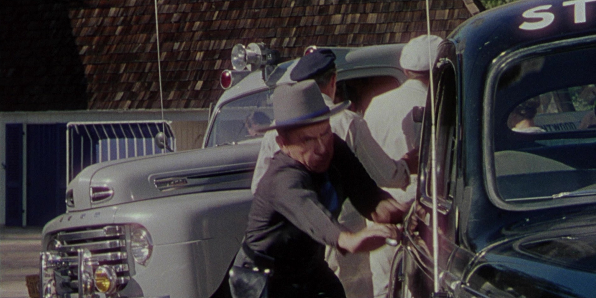 Magnificent Obsession (1954), wide, 2.00:1 — film still
