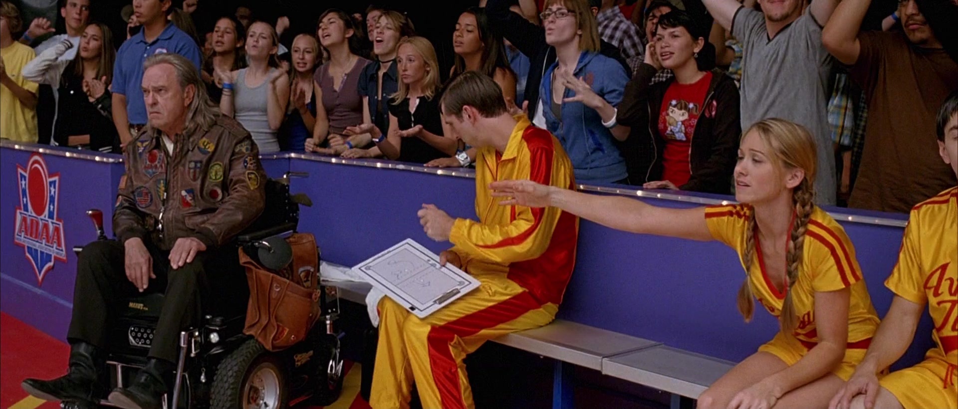 Dodgeball: A True Underdog Story (2004), wide, 2.34:1 — film still