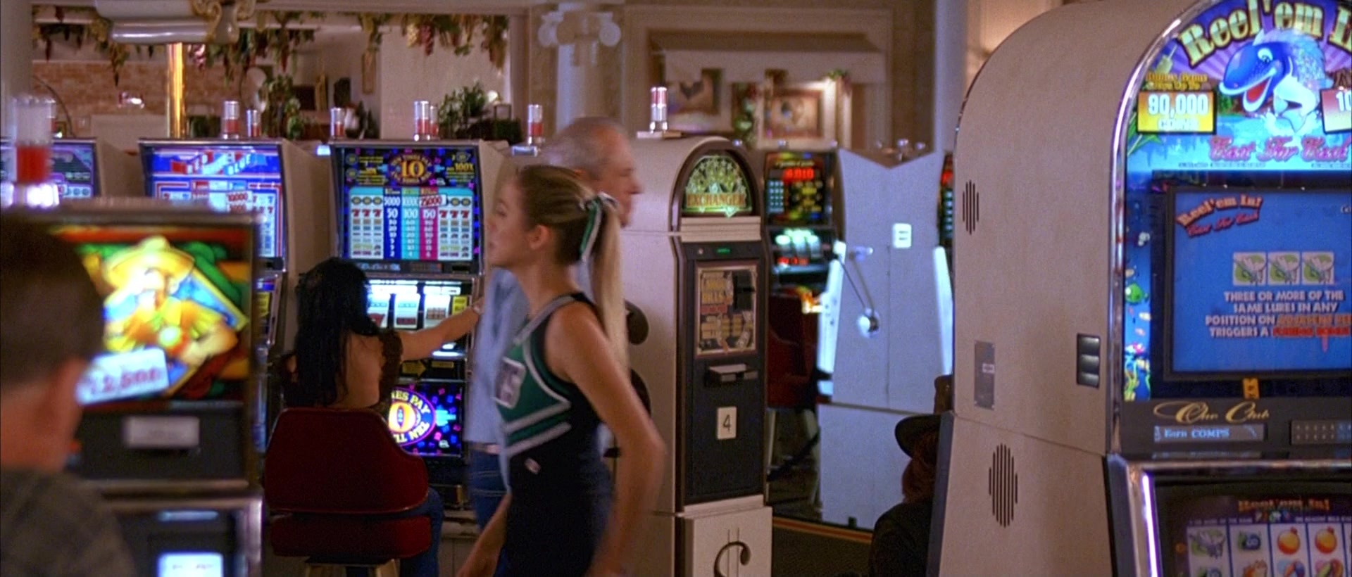 Dodgeball: A True Underdog Story (2004), wide, 2.34:1 — film still