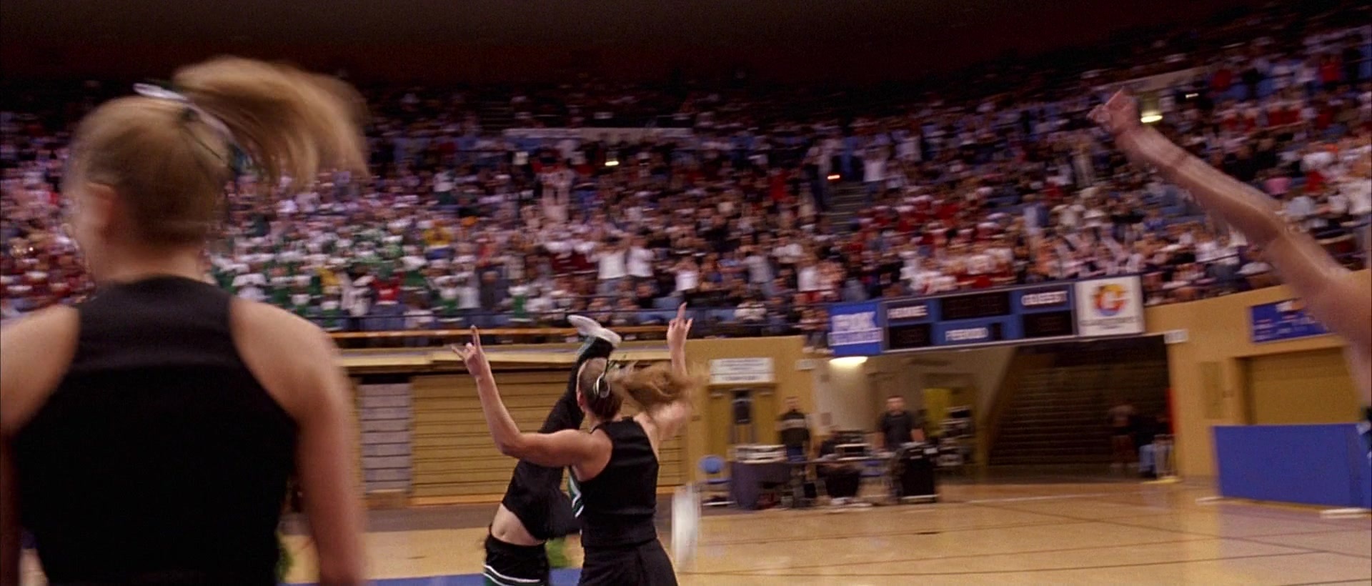 Dodgeball: A True Underdog Story (2004), wide, 2.34:1 — film still