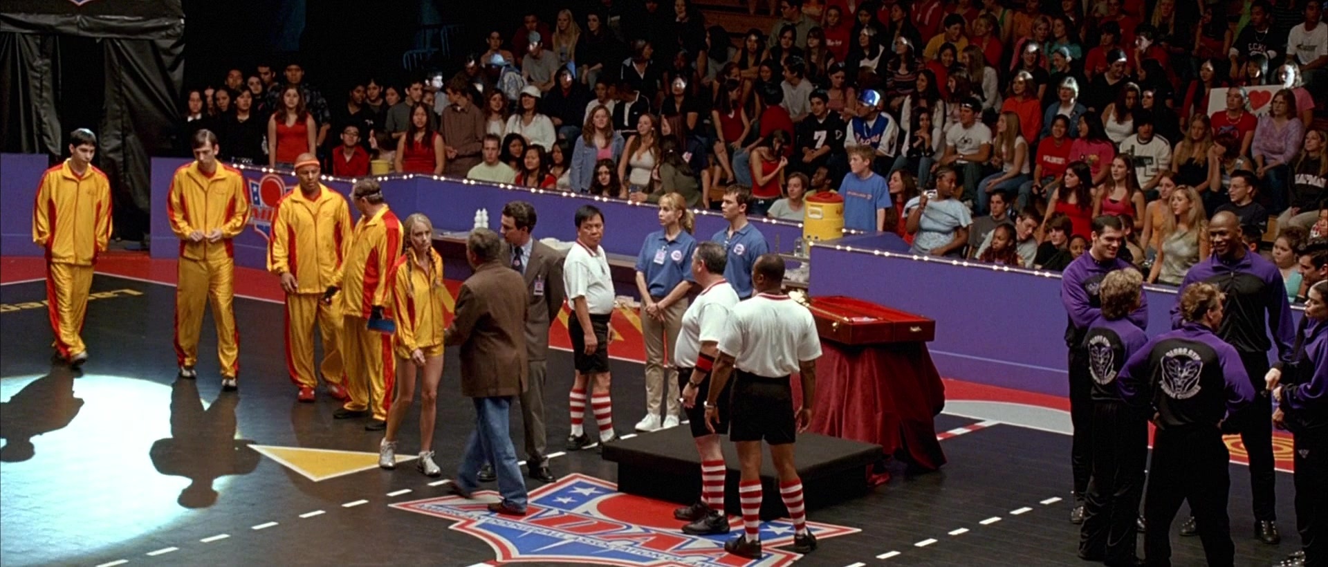 Dodgeball: A True Underdog Story (2004), wide, 2.34:1 — film still