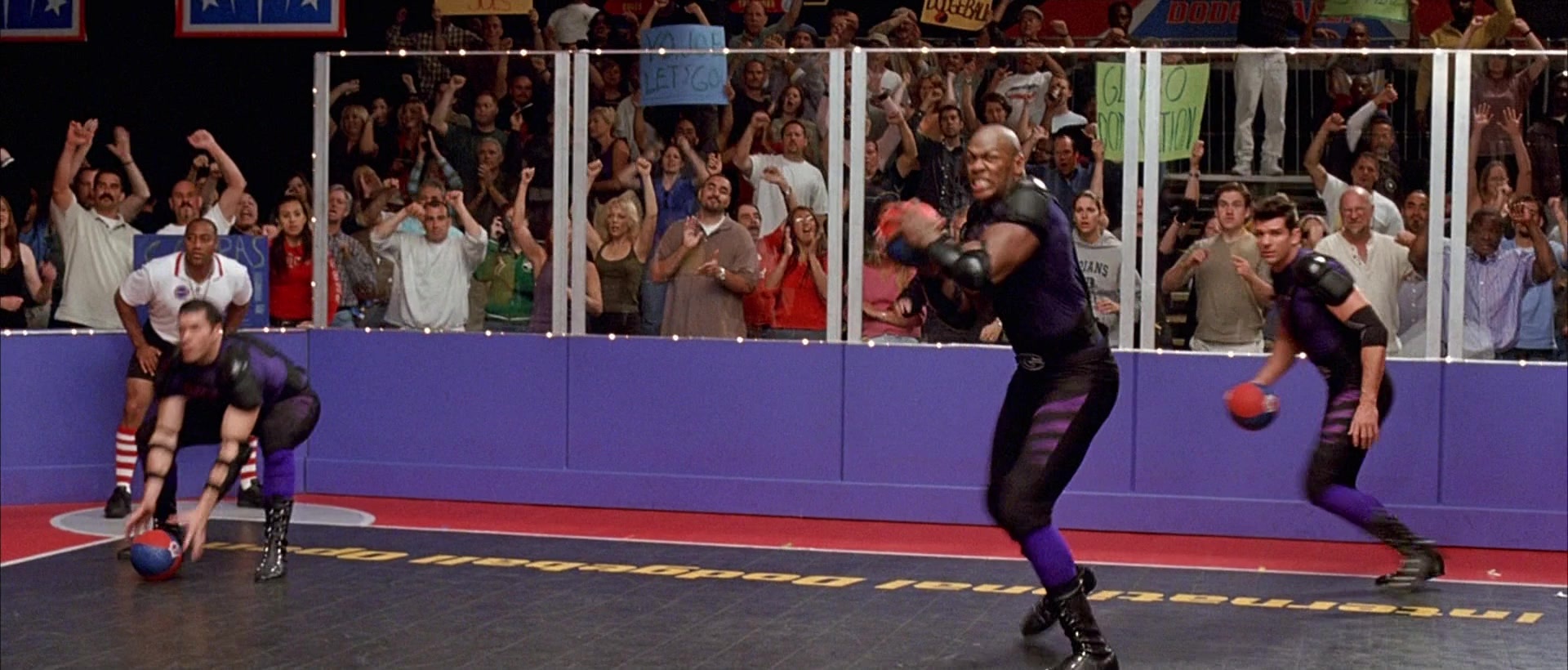 Dodgeball: A True Underdog Story (2004), wide, 2.34:1 — film still