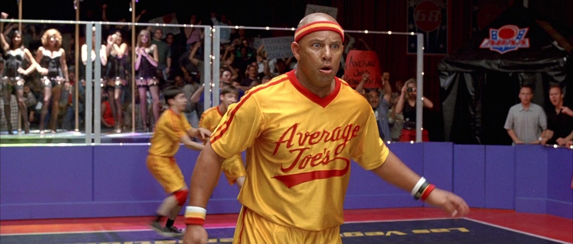 Dodgeball: A True Underdog Story (2004), wide, 2.34:1 — film still