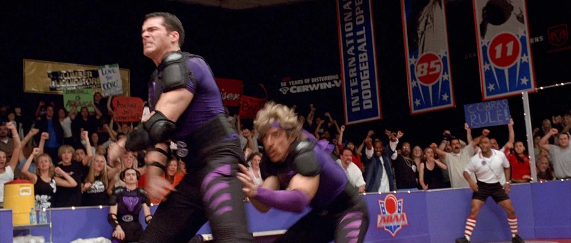 Dodgeball: A True Underdog Story (2004), wide, 2.34:1 — film still
