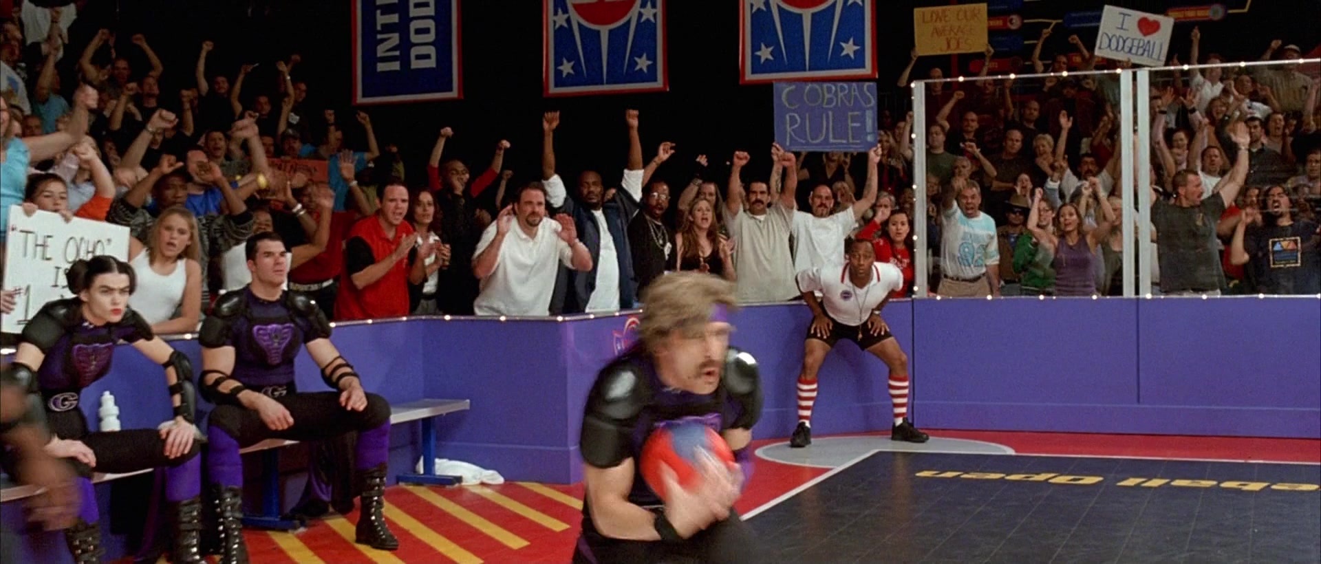 Dodgeball: A True Underdog Story (2004), wide, 2.34:1 — film still