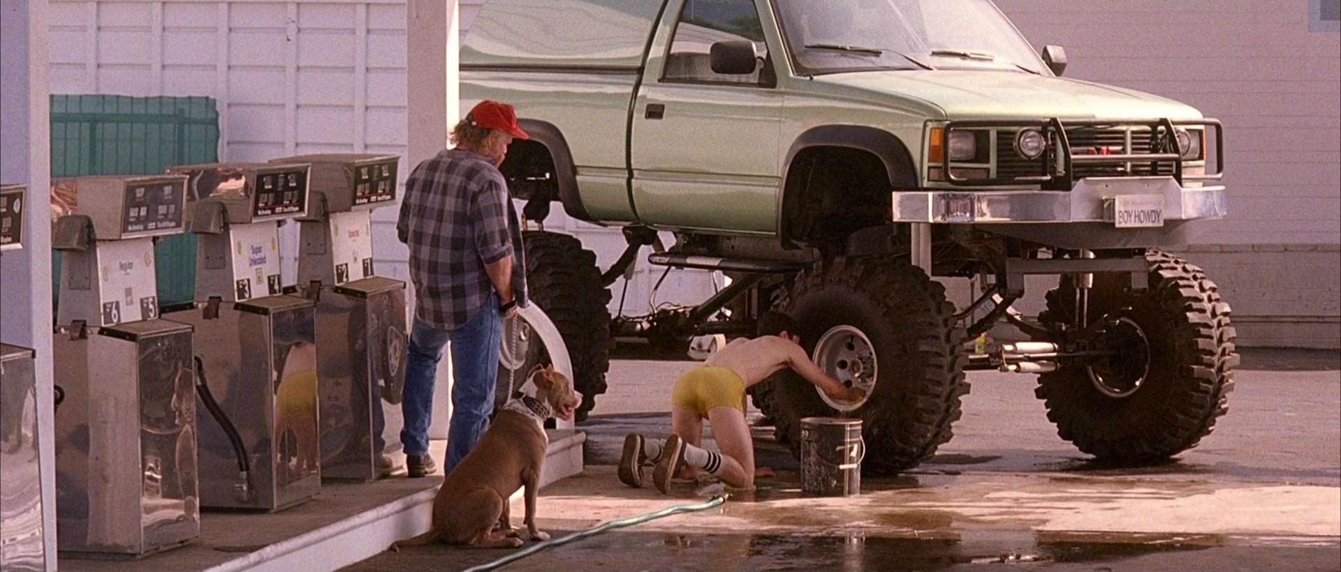 Dodgeball: A True Underdog Story (2004), wide, 2.34:1 — film still