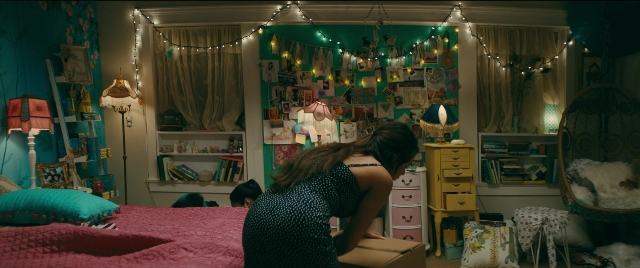 Wide shot frame from To All the Boys I've Loved Before — room, bed, mirror
