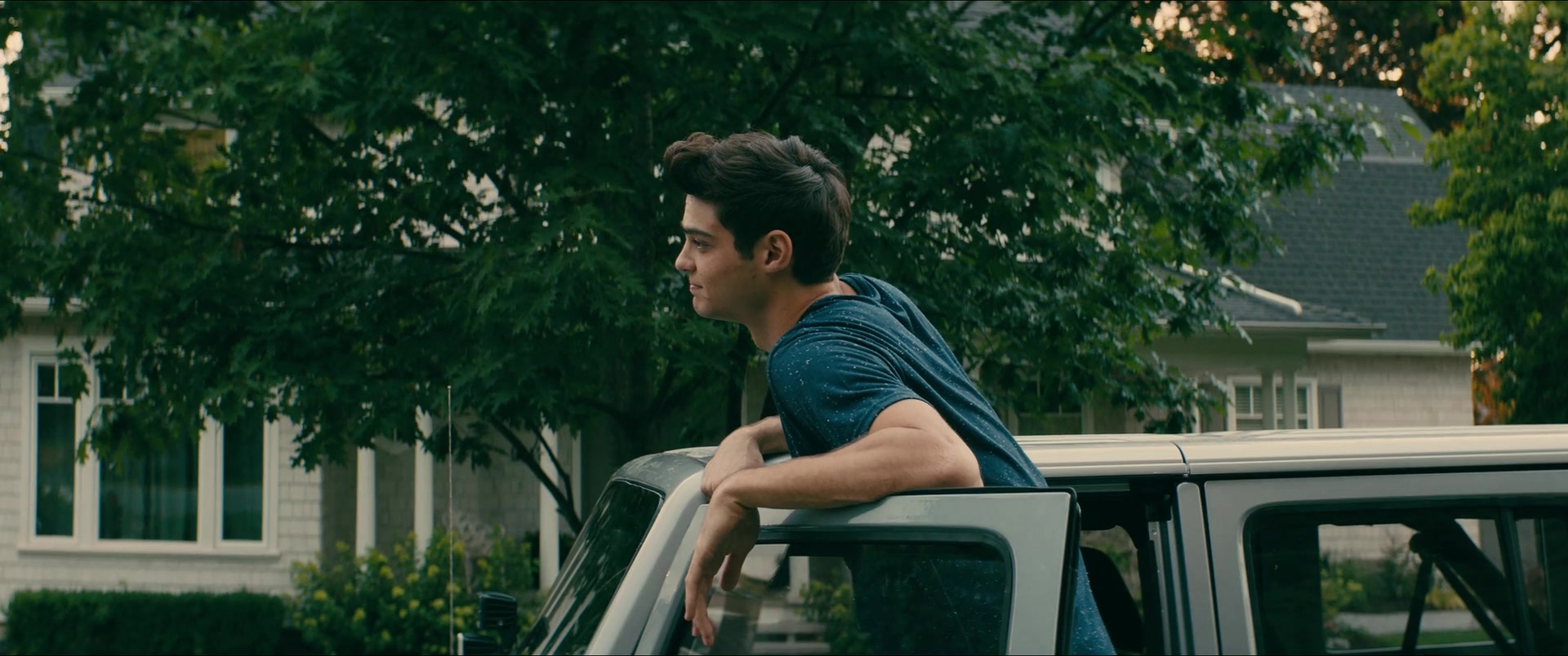 To All the Boys I've Loved Before (2017), wide, 2.39:1 — film still