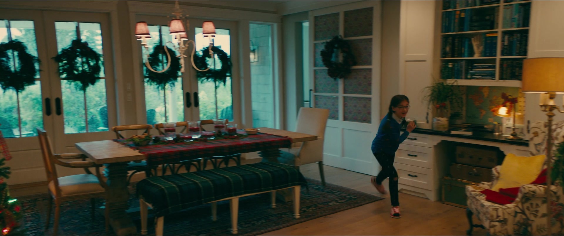 To All the Boys I've Loved Before (2017), wide, 2.39:1 — film still