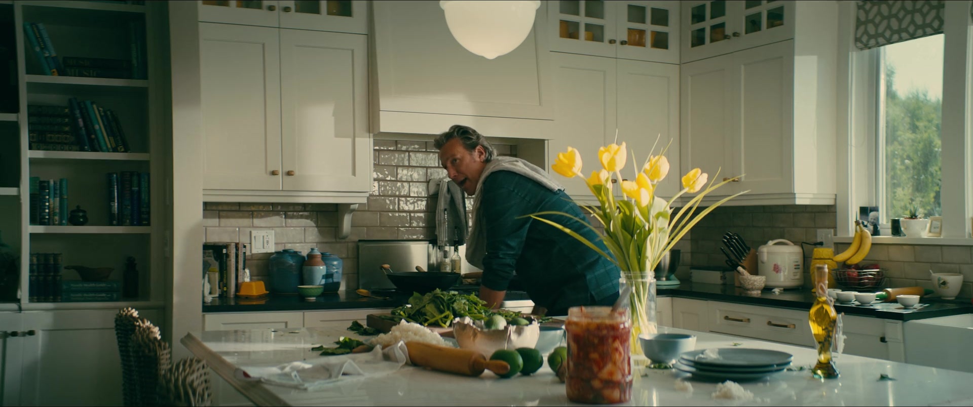 To All the Boys I've Loved Before (2017), wide, 2.39:1 — film still