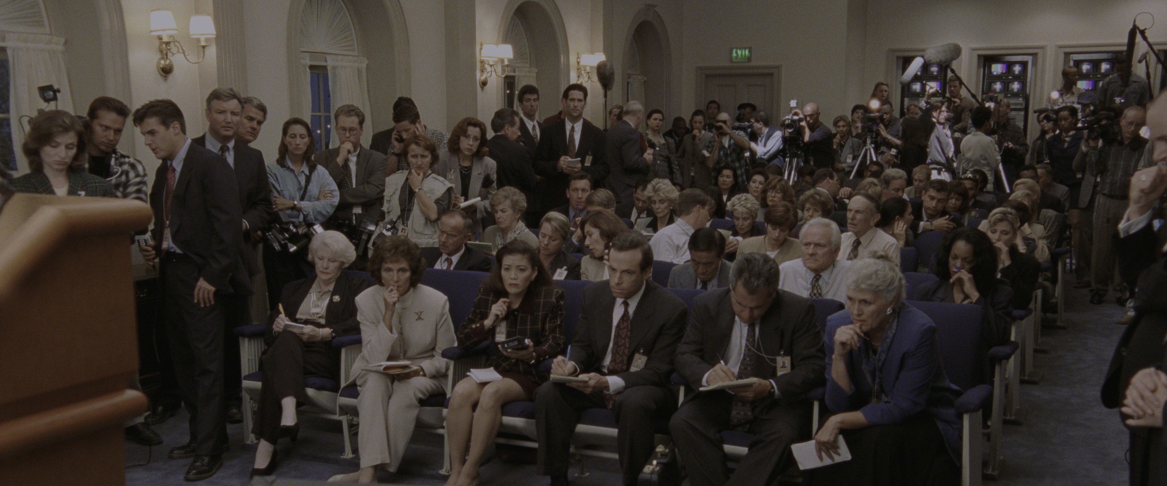 Air Force One (1997), wide, 2.40:1 — film still