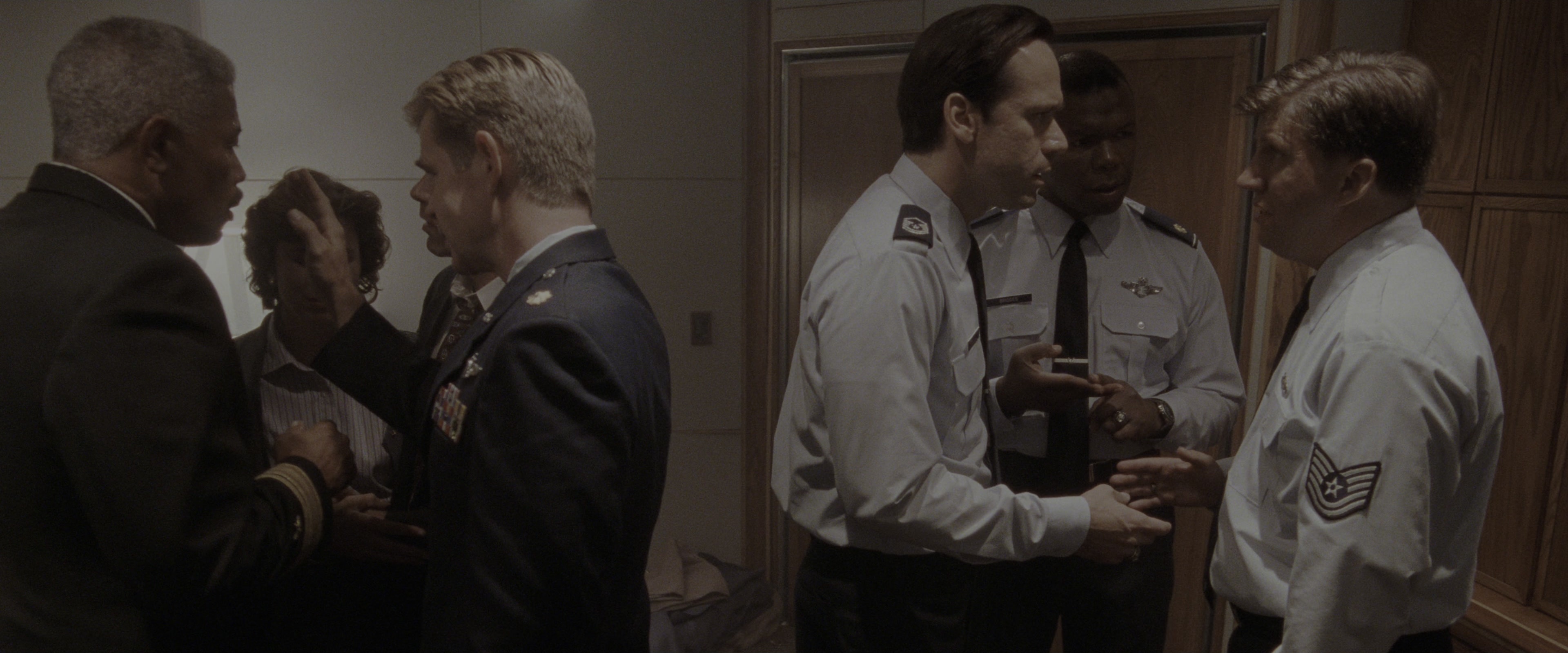 Air Force One (1997), wide, 2.40:1 — film still