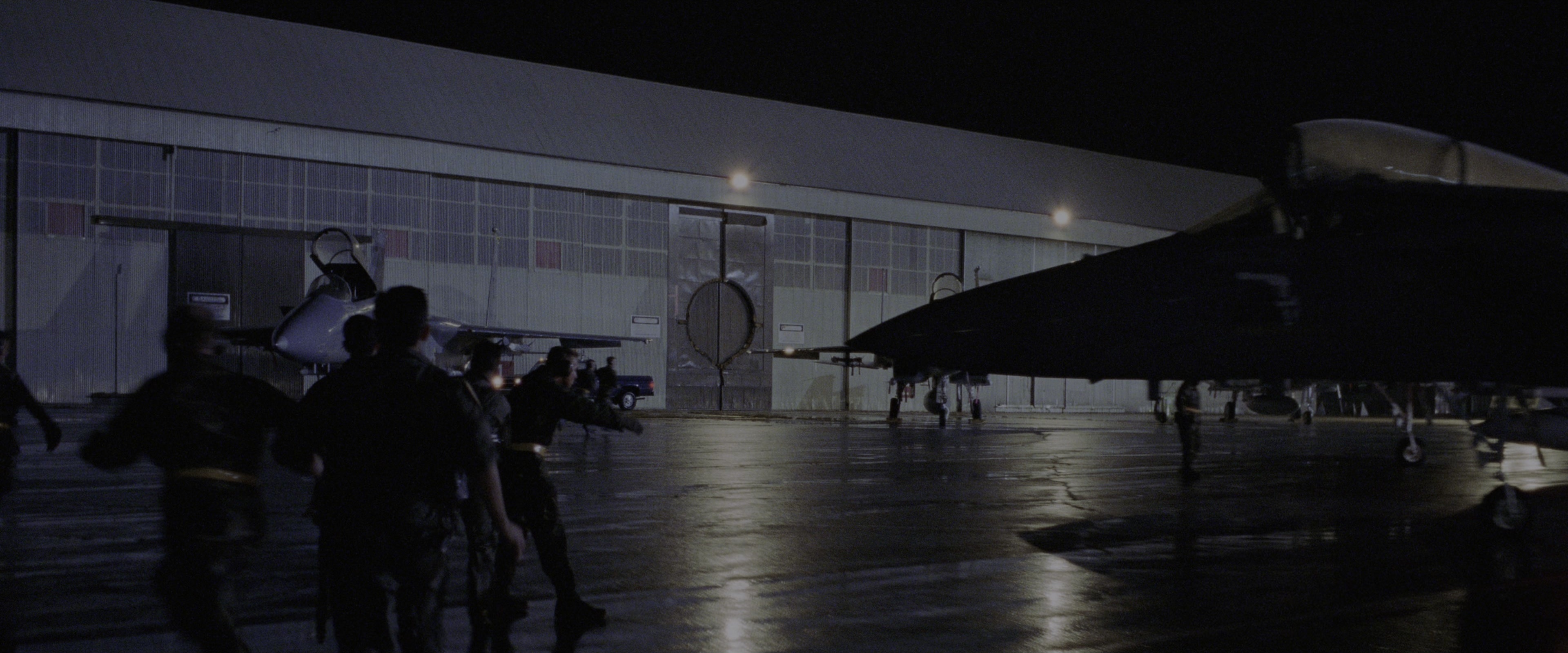 Air Force One (1997), wide, 2.40:1 — film still
