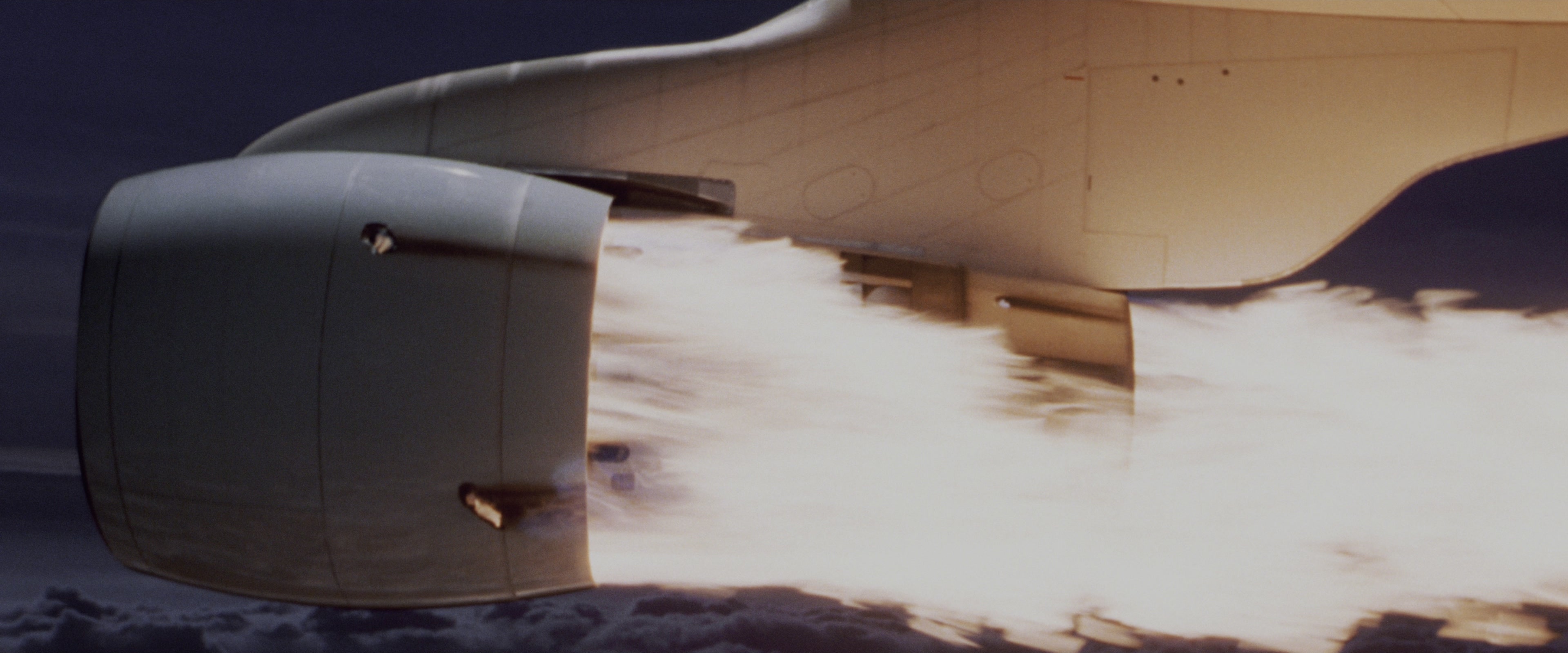 Air Force One (1997), wide, 2.40:1 — film still