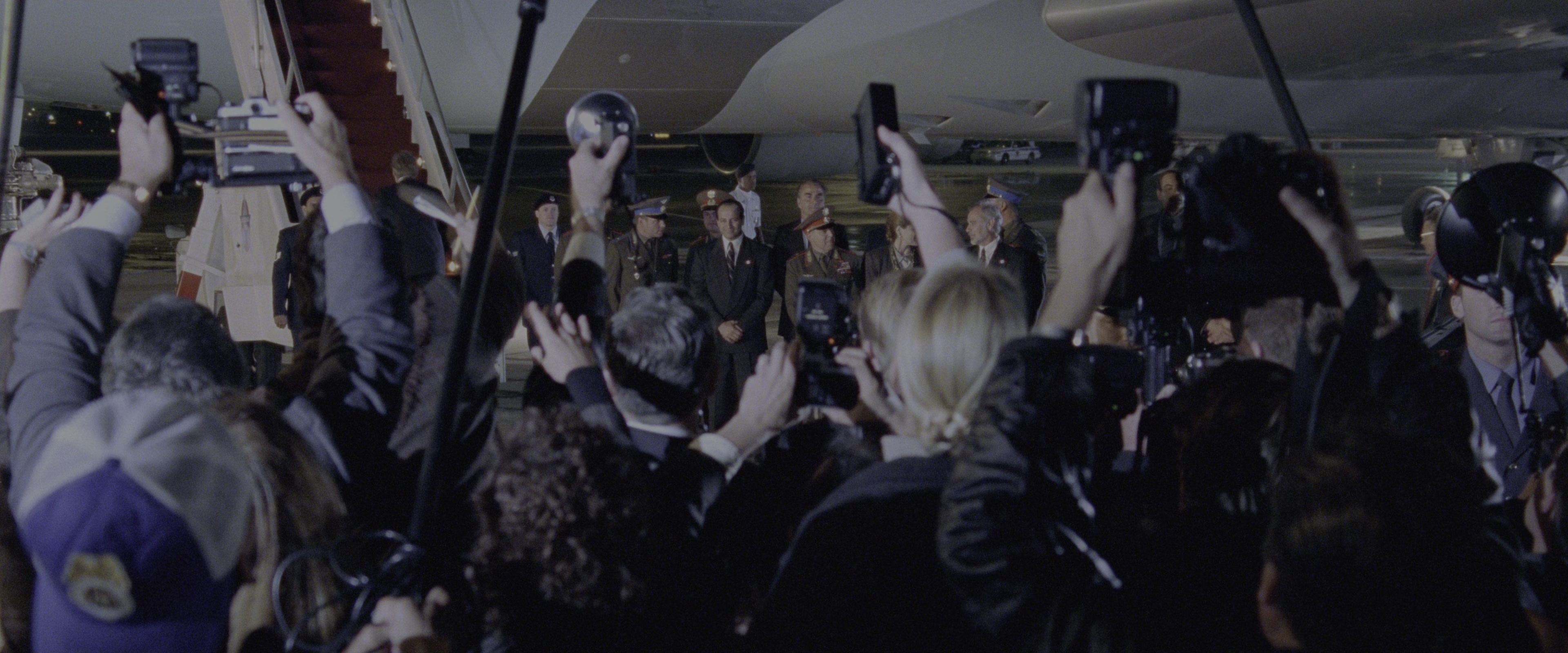 Air Force One (1997), wide, 2.40:1 — film still