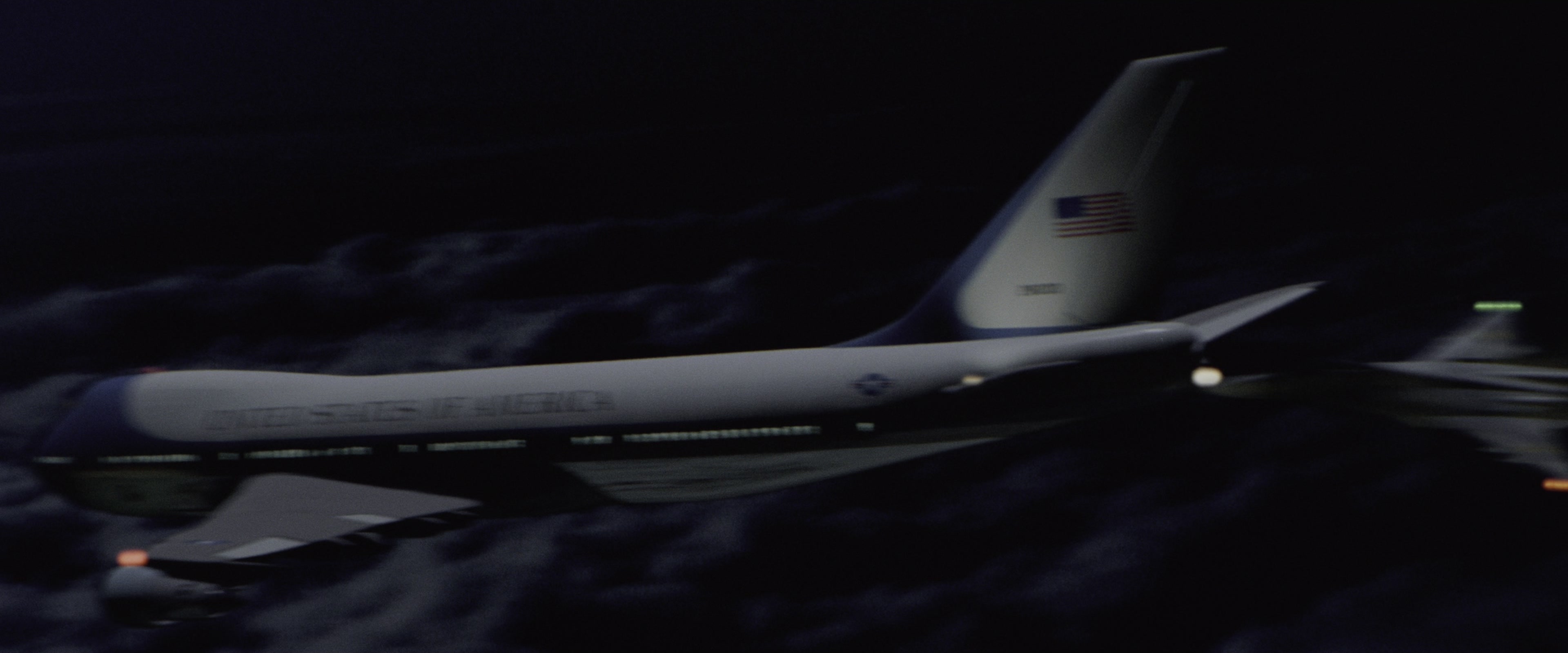 Air Force One (1997), unknown, 2.40:1 — film still