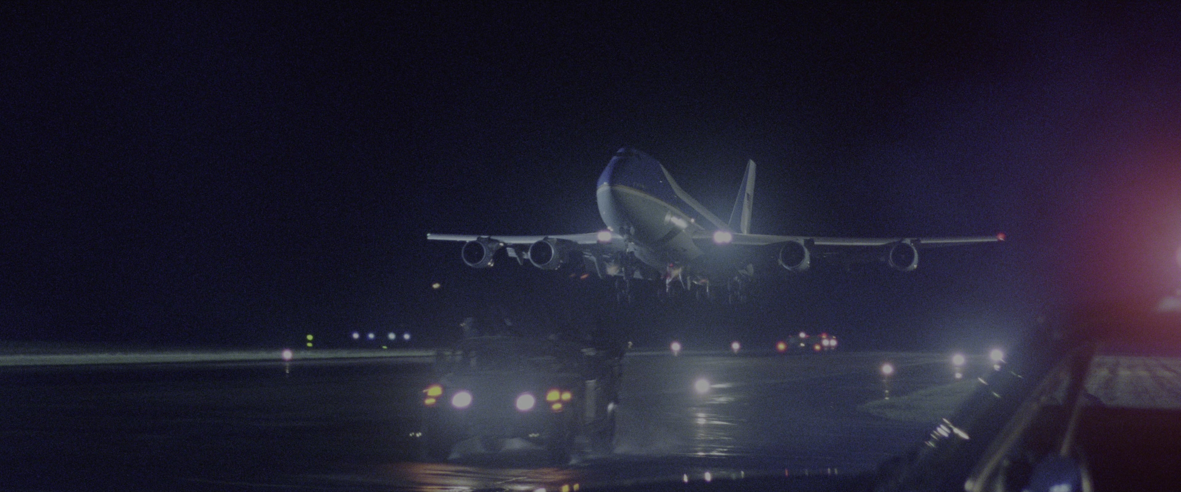 Air Force One (1997), wide, 2.40:1 — film still