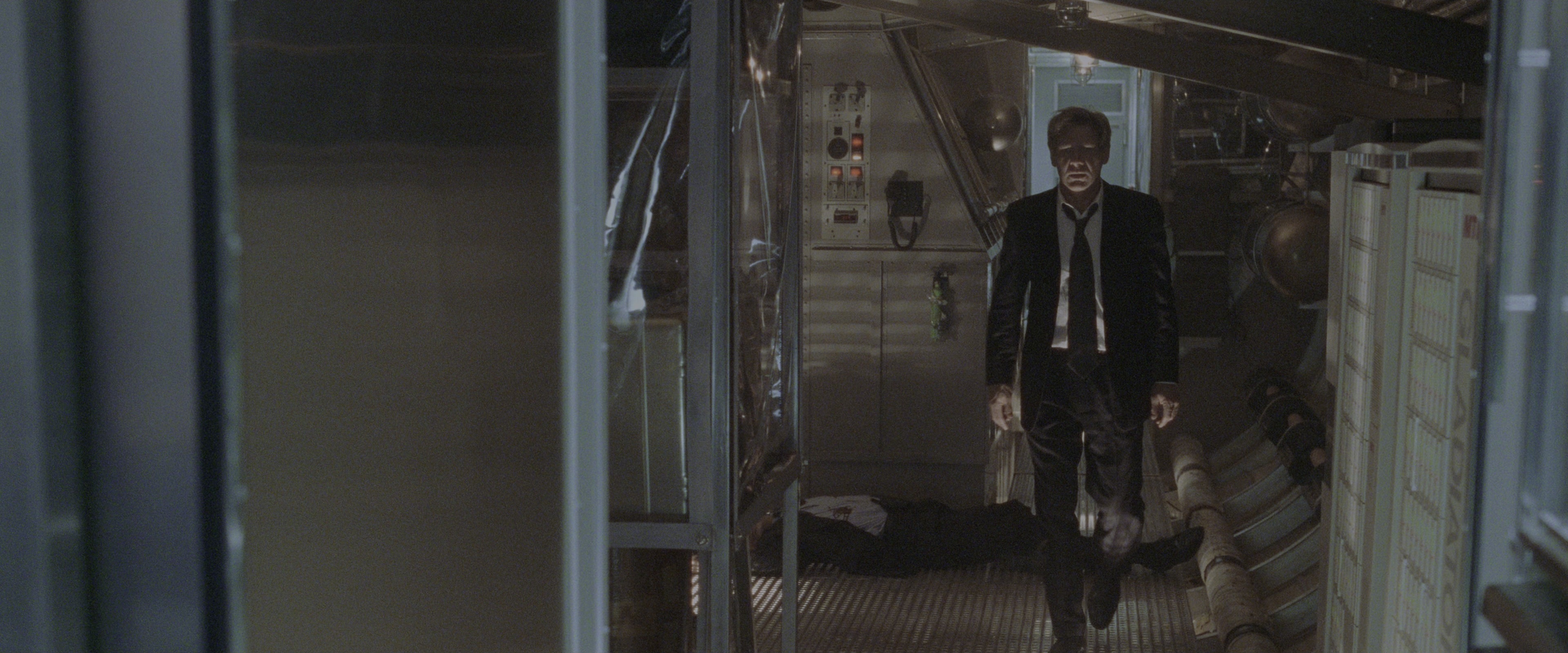 Air Force One (1997), wide, 2.40:1 — film still