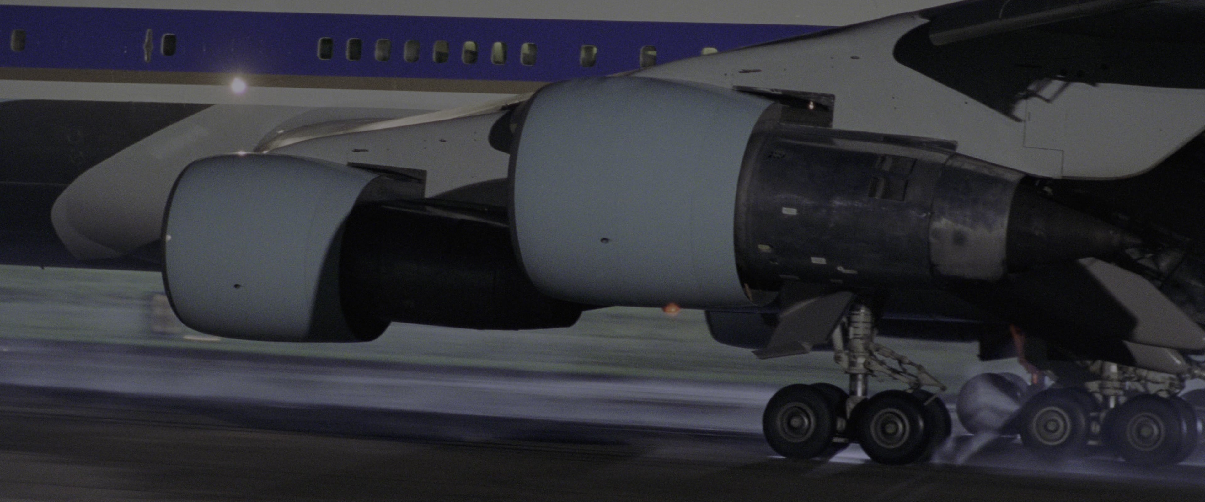 Air Force One (1997), wide, 2.40:1 — film still